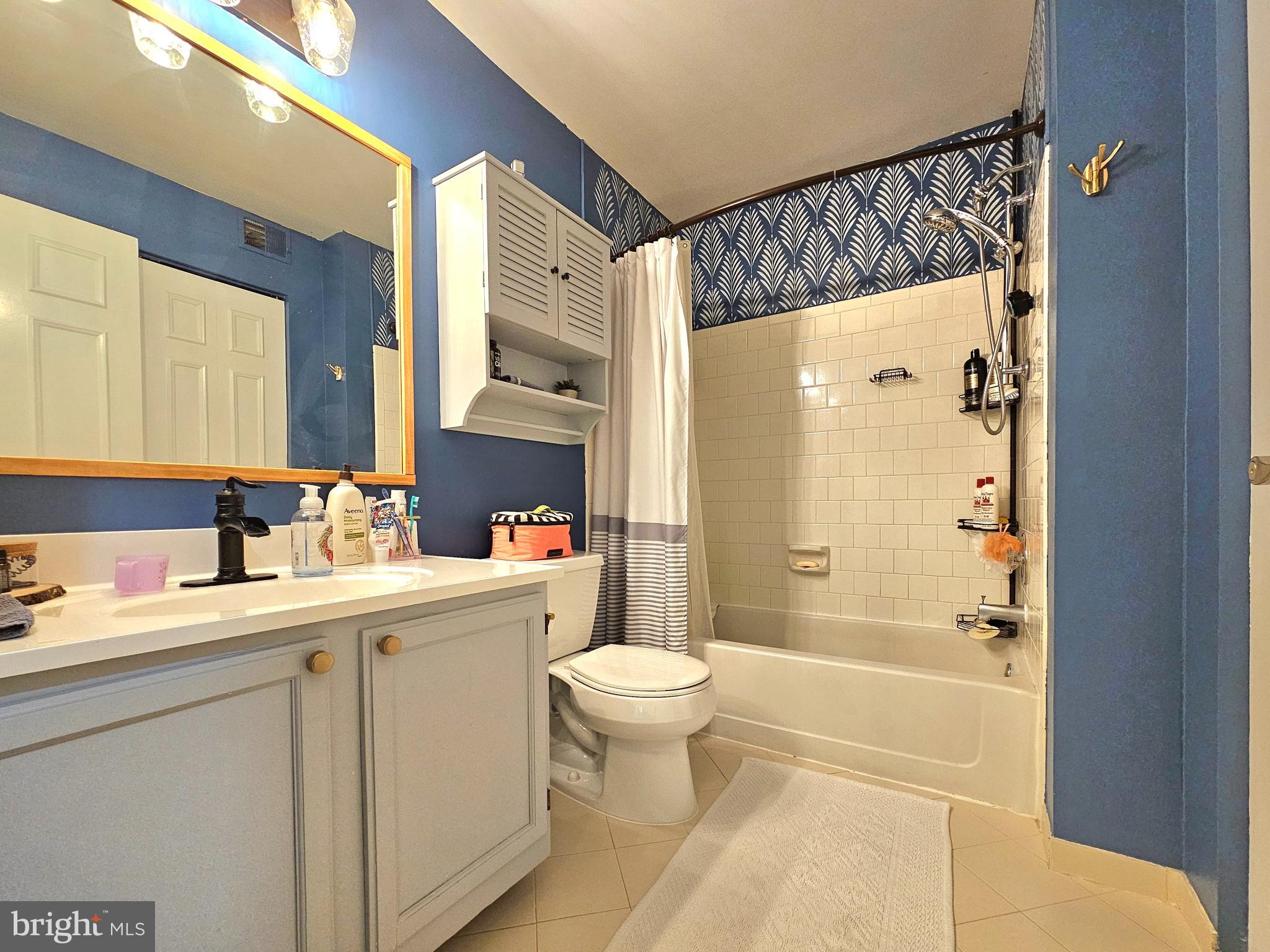 NEW PROVIDENCE VILLAGE - Residential Lease