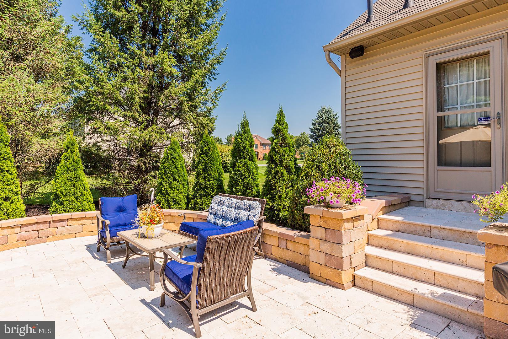 OLDE FIELD - Residential