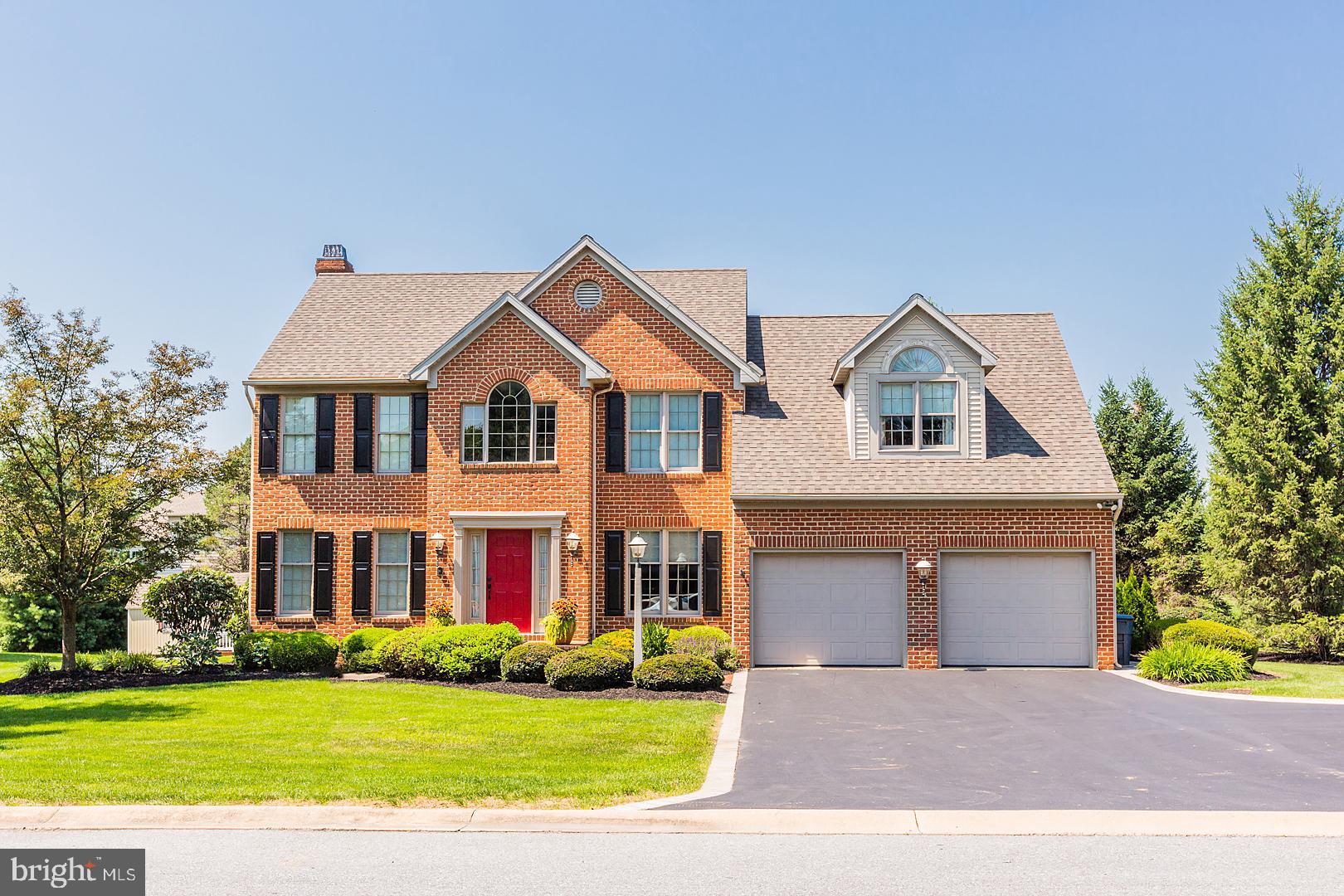 OLDE FIELD - Residential