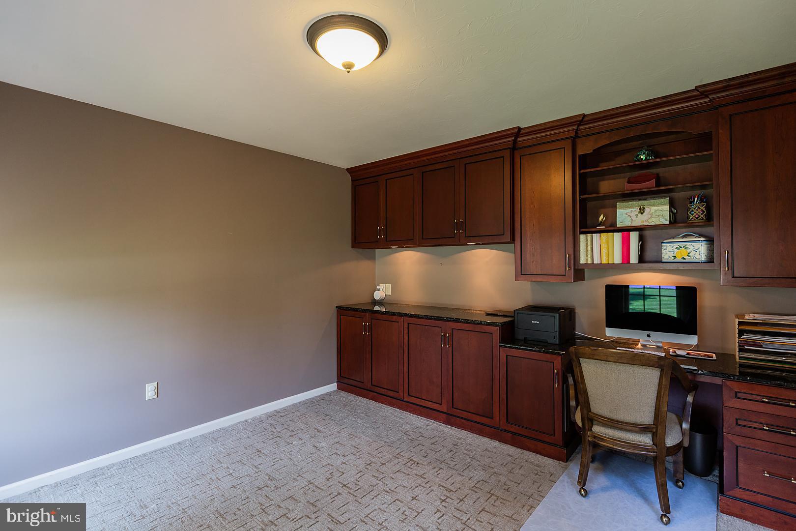 OLDE FIELD - Residential