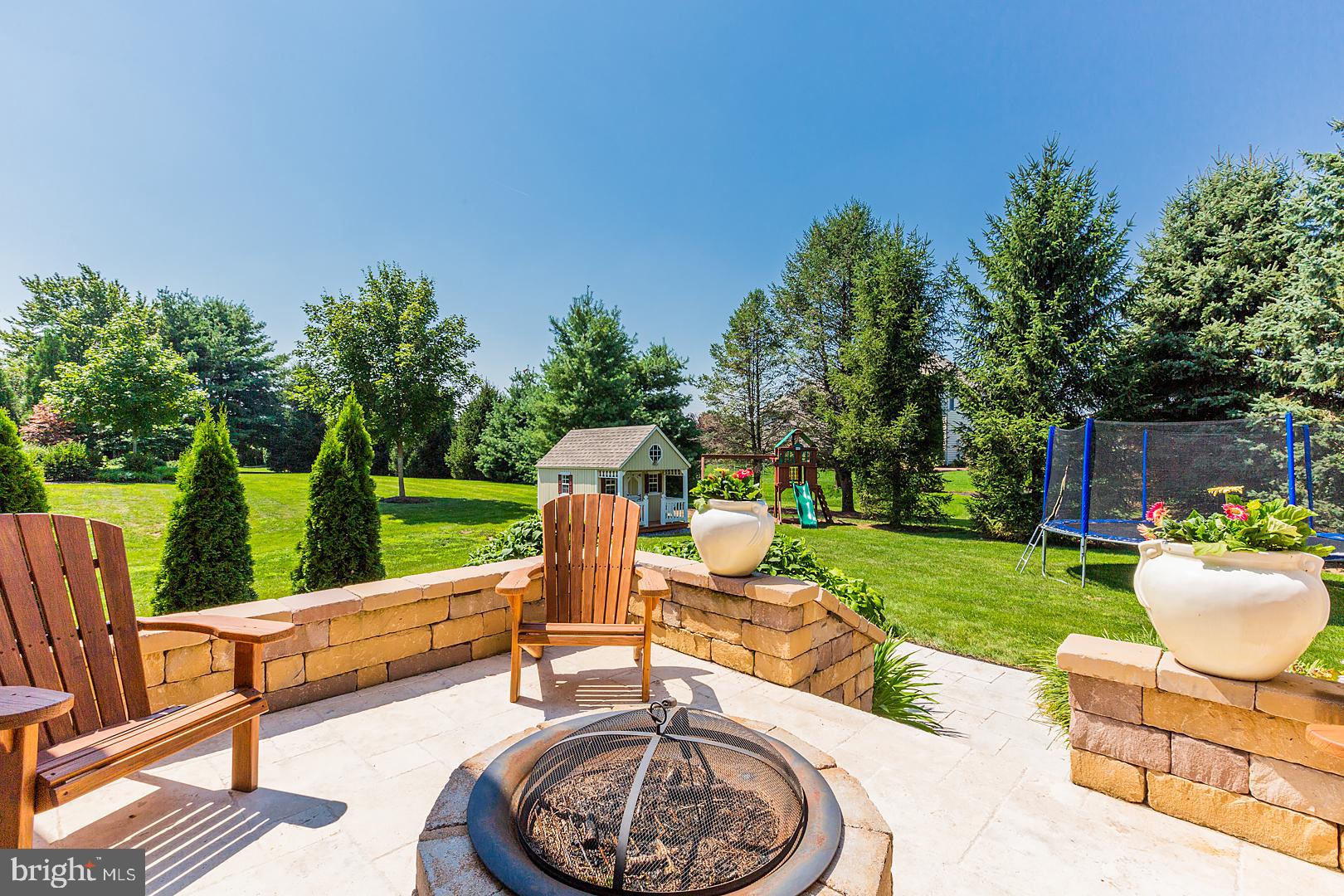 OLDE FIELD - Residential