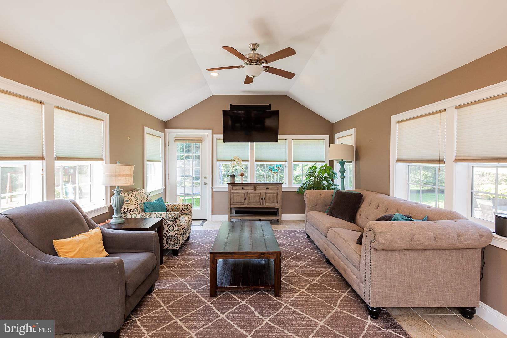 OLDE FIELD - Residential