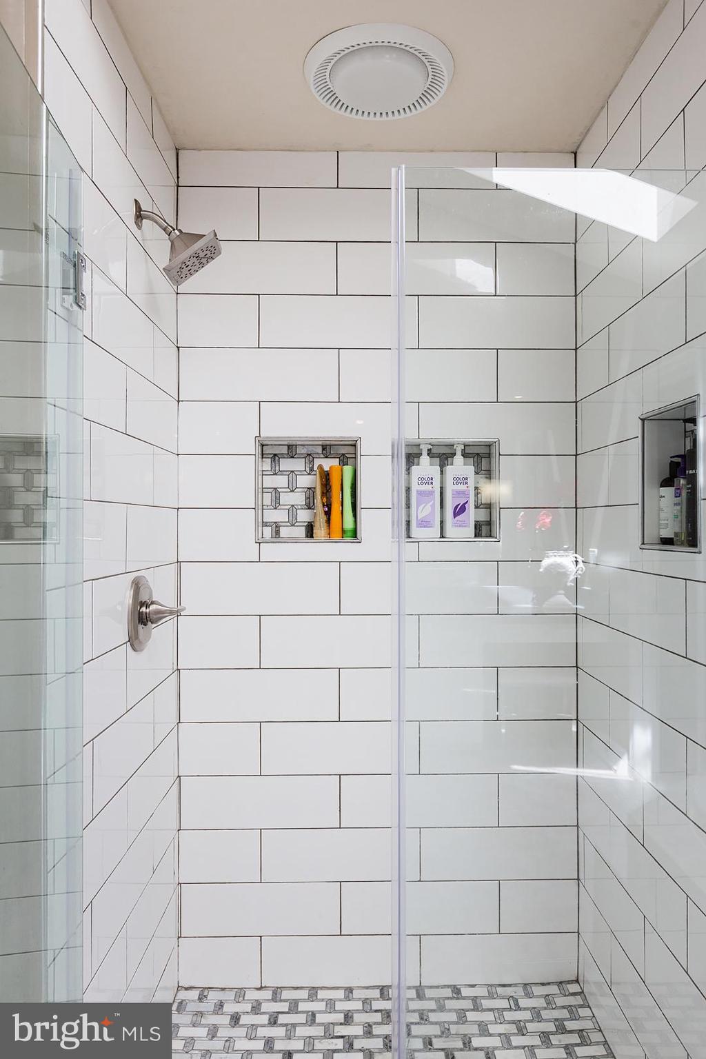 OLDE FIELD - Residential