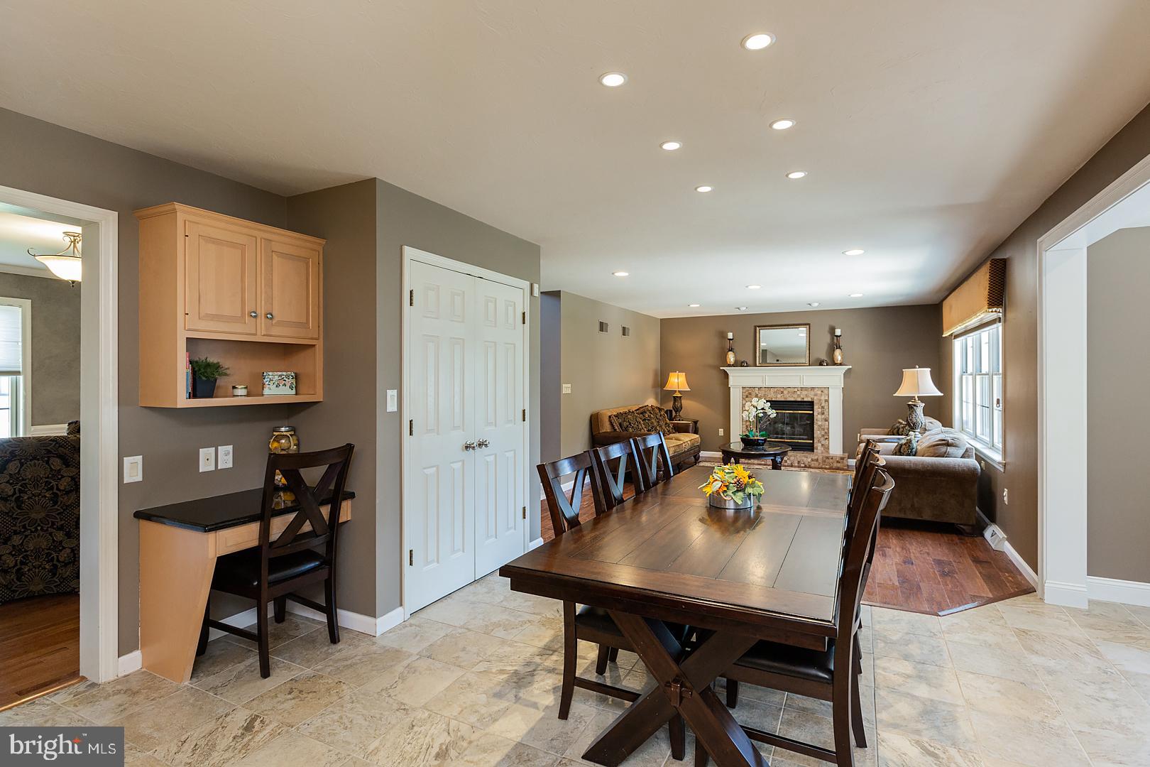 OLDE FIELD - Residential