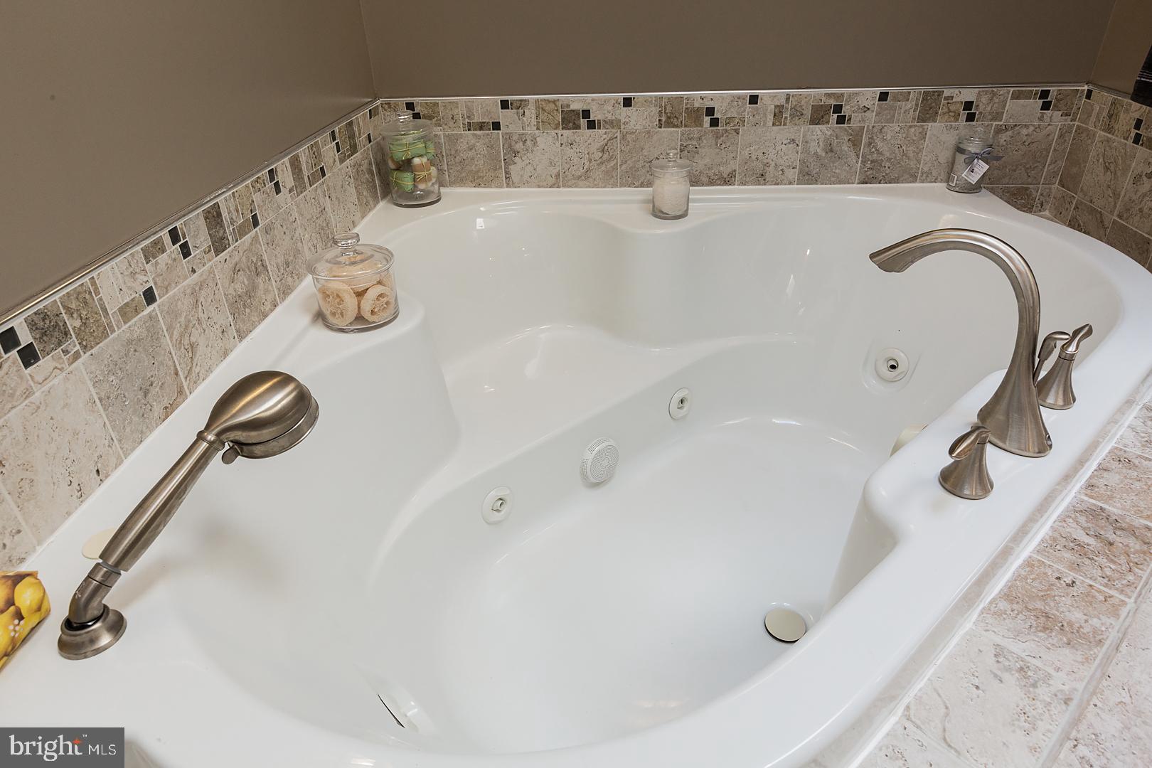 OLDE FIELD - Residential