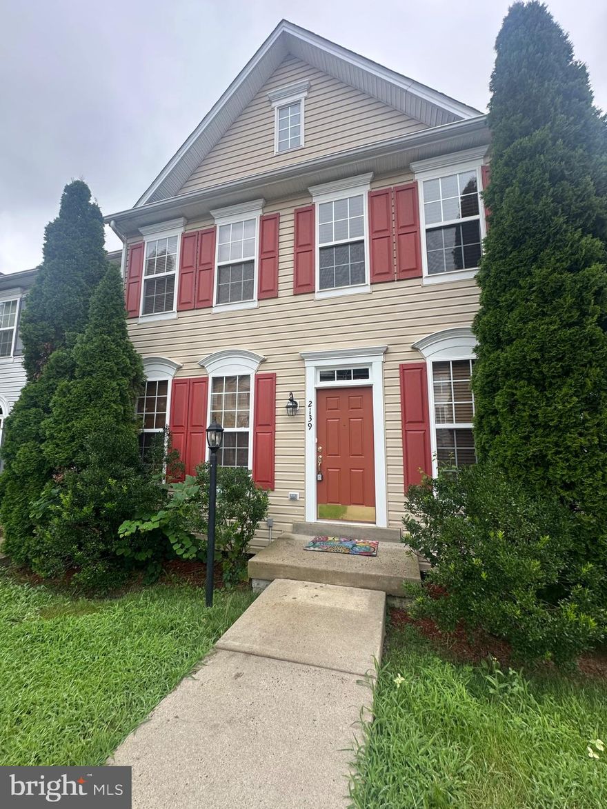 Spacious and well-equipped basement townhome available for rent! This inviting unit offers plenty of room with a large recreation or living area, a full bathroom, a bonus room, a separate bedroom, a full kitchen, and private in-unit laundry. The eat-in kitchen comes fully equipped with a built-in microwave, cooktop, refrigerator, disposal, and sink—perfect for everyday living. Rent includes all utilities—water, gas, electricity, and internet.