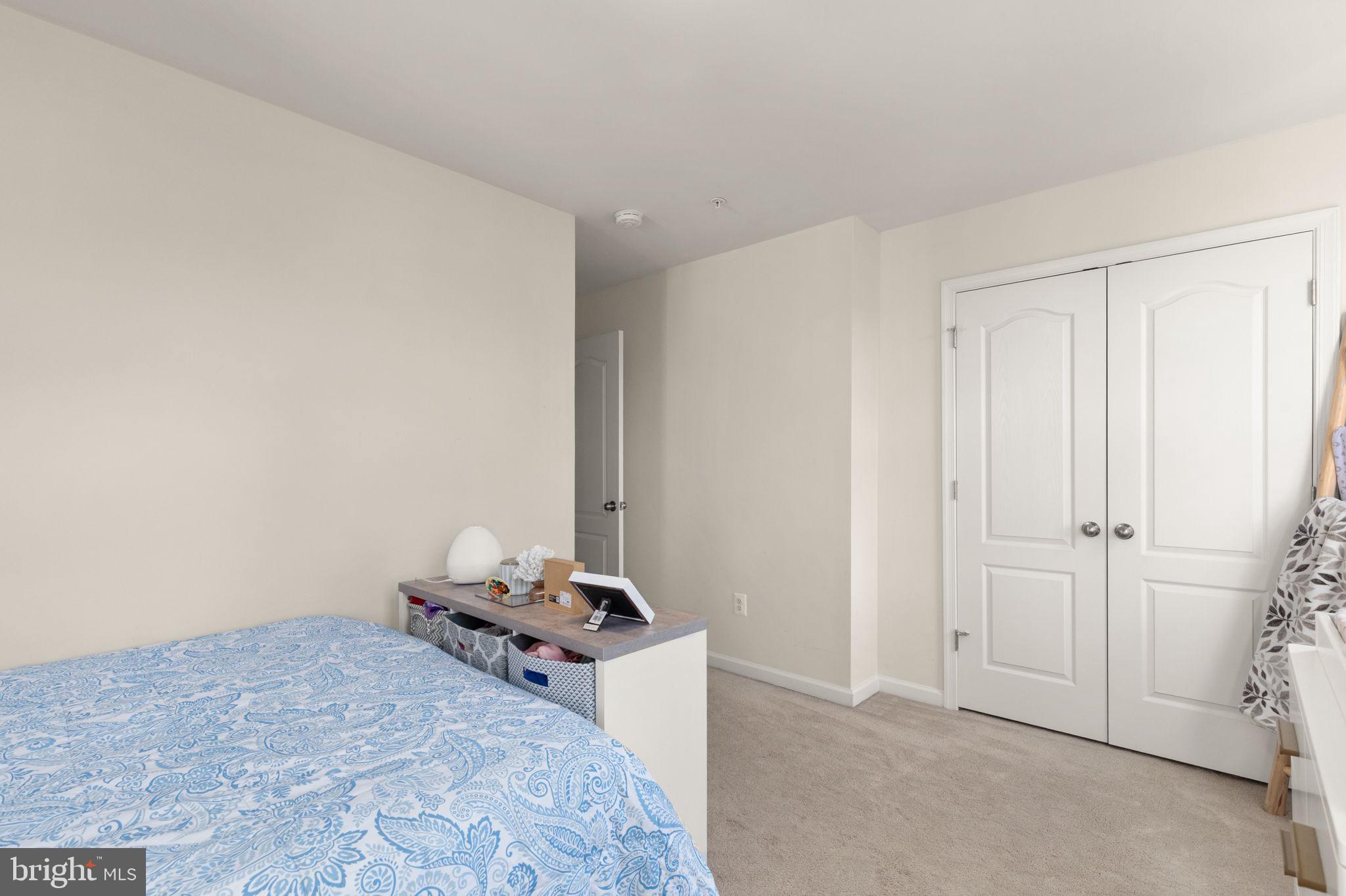 THE POINTE AT TANYARD SPRINGS - Residential Lease