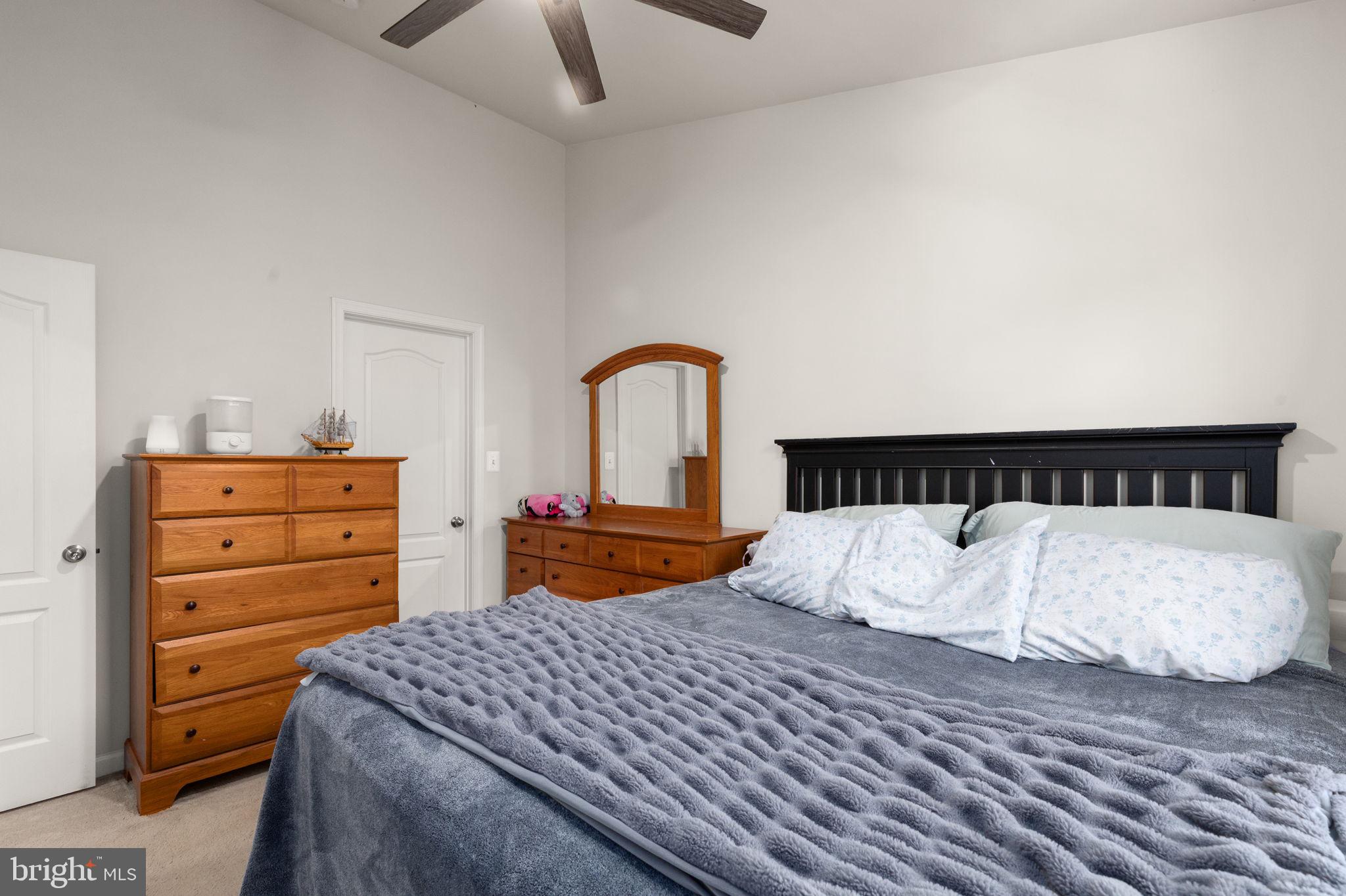 THE POINTE AT TANYARD SPRINGS - Residential Lease