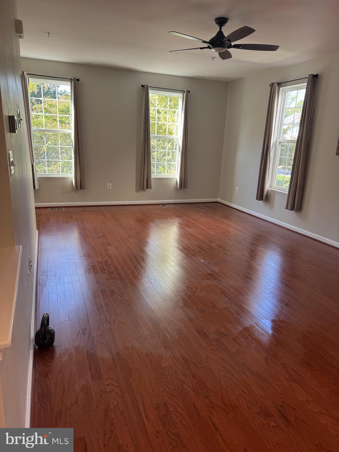 THE POINTE AT TANYARD SPRINGS - Residential Lease