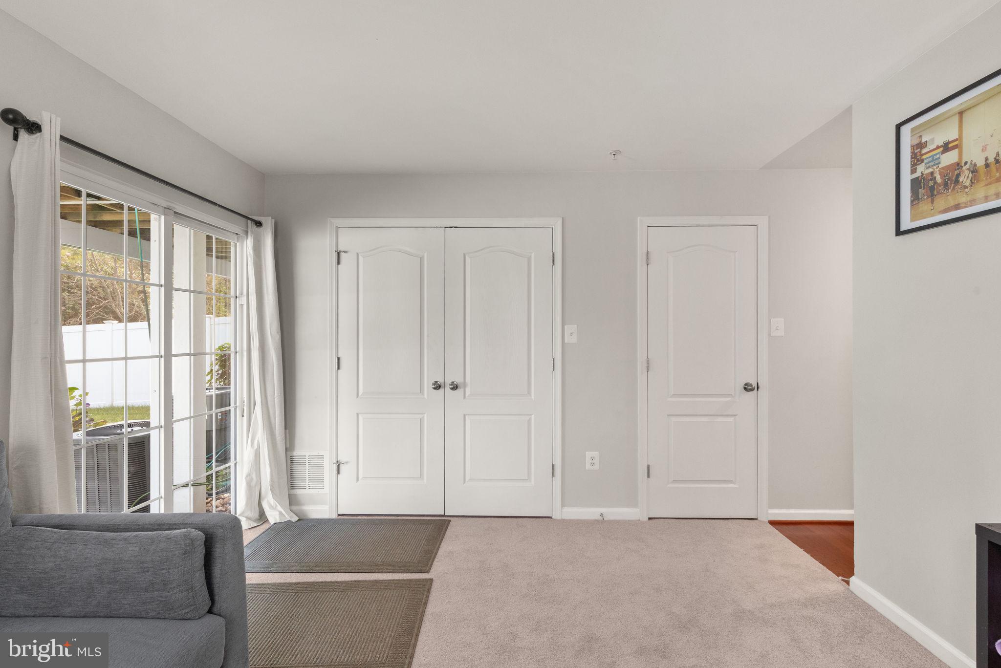 THE POINTE AT TANYARD SPRINGS - Residential Lease