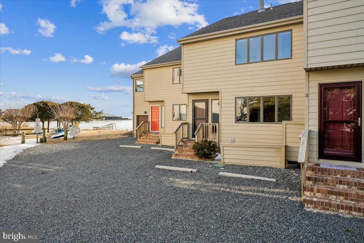 2007 BAYARD AVENUE 2