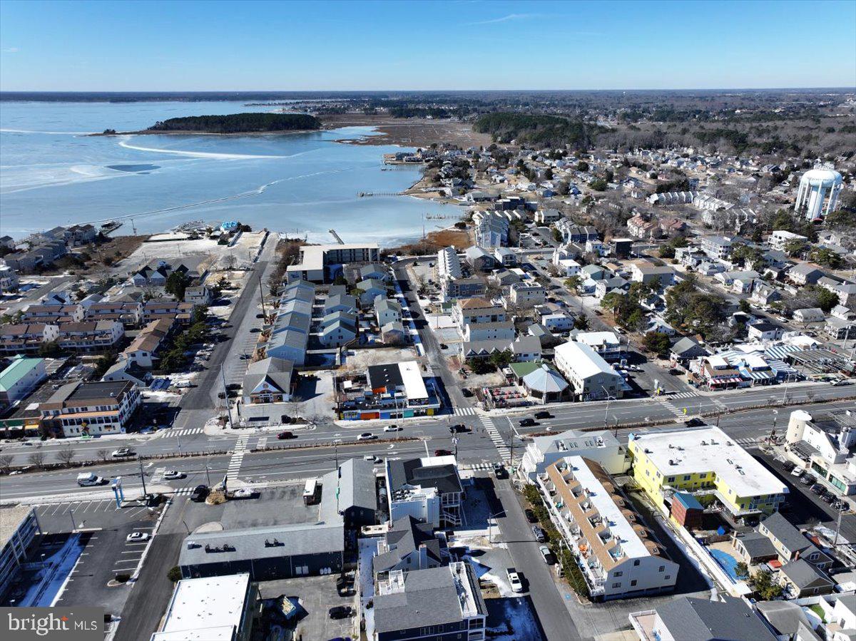 BAYSTRAND III - Residential