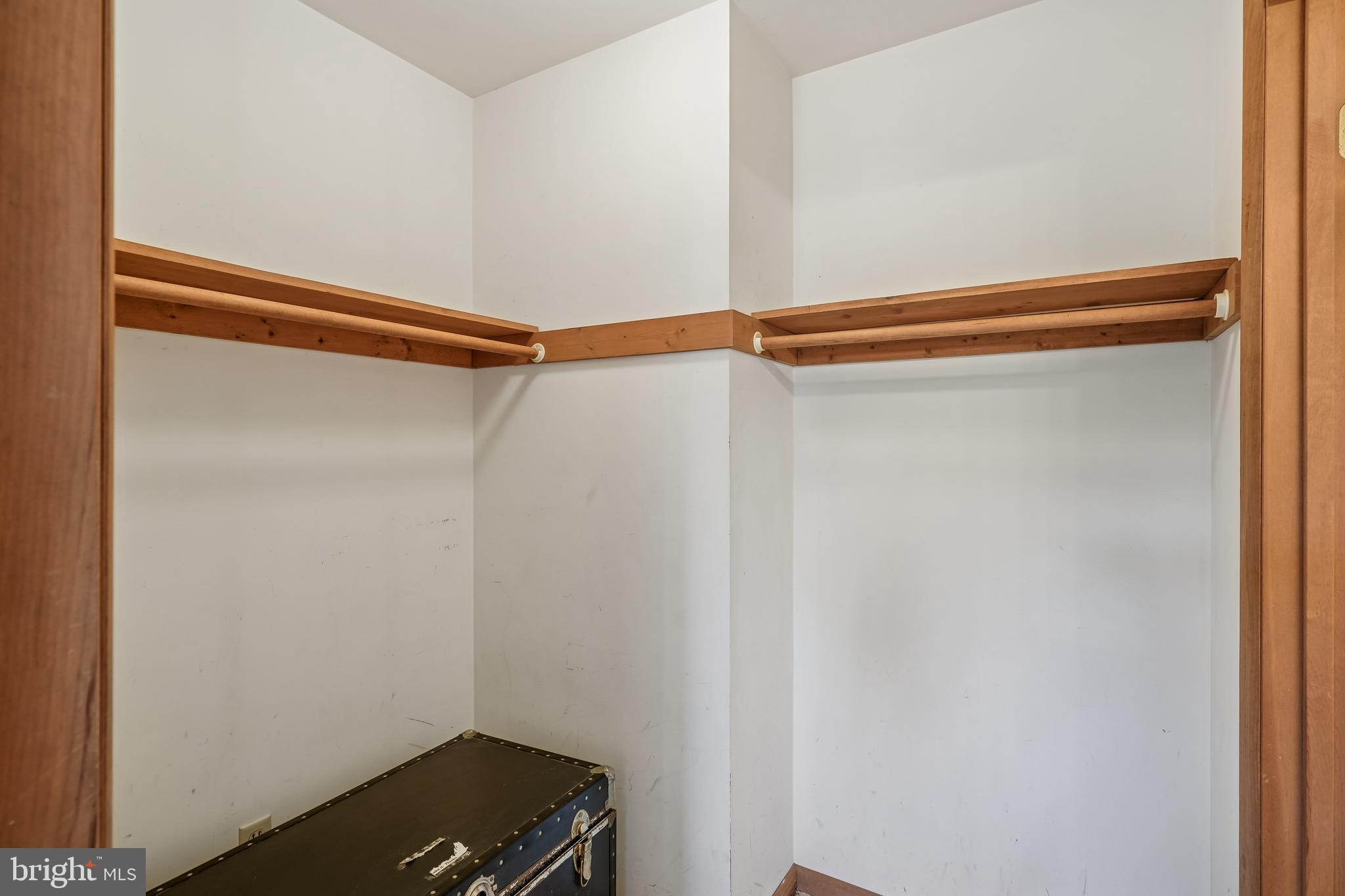 BAYSTRAND III - Residential