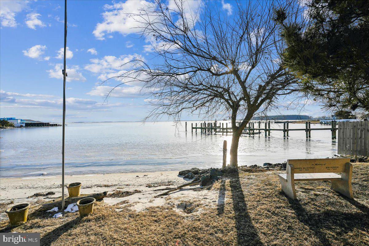 BAYSTRAND III - Residential