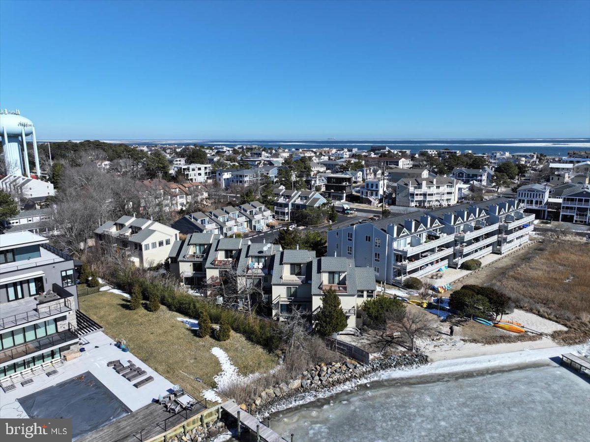 BAYSTRAND III - Residential