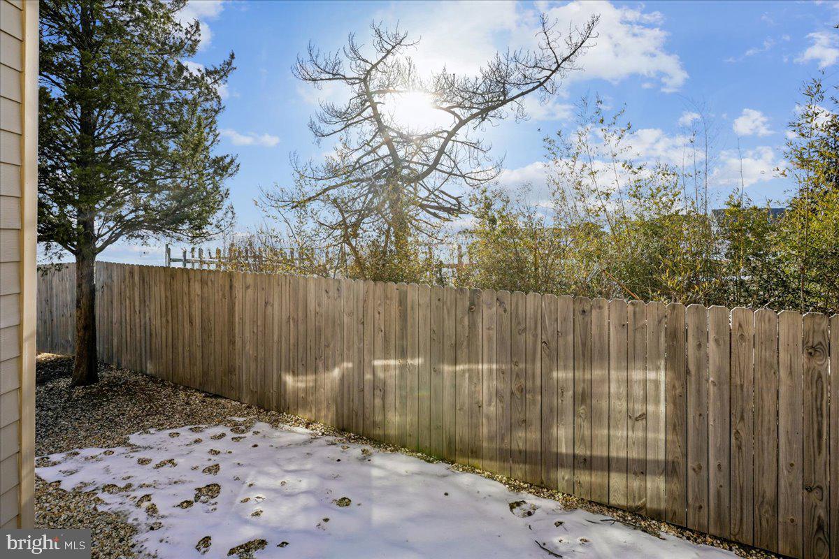 BAYSTRAND III - Residential