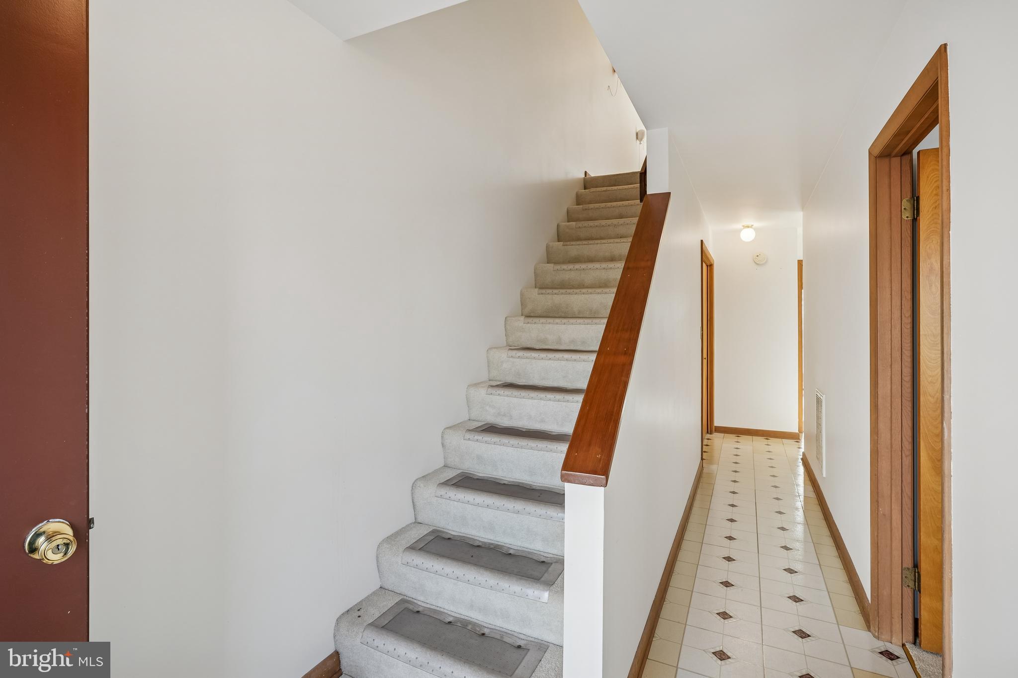 2007 BAYARD AVENUE 2