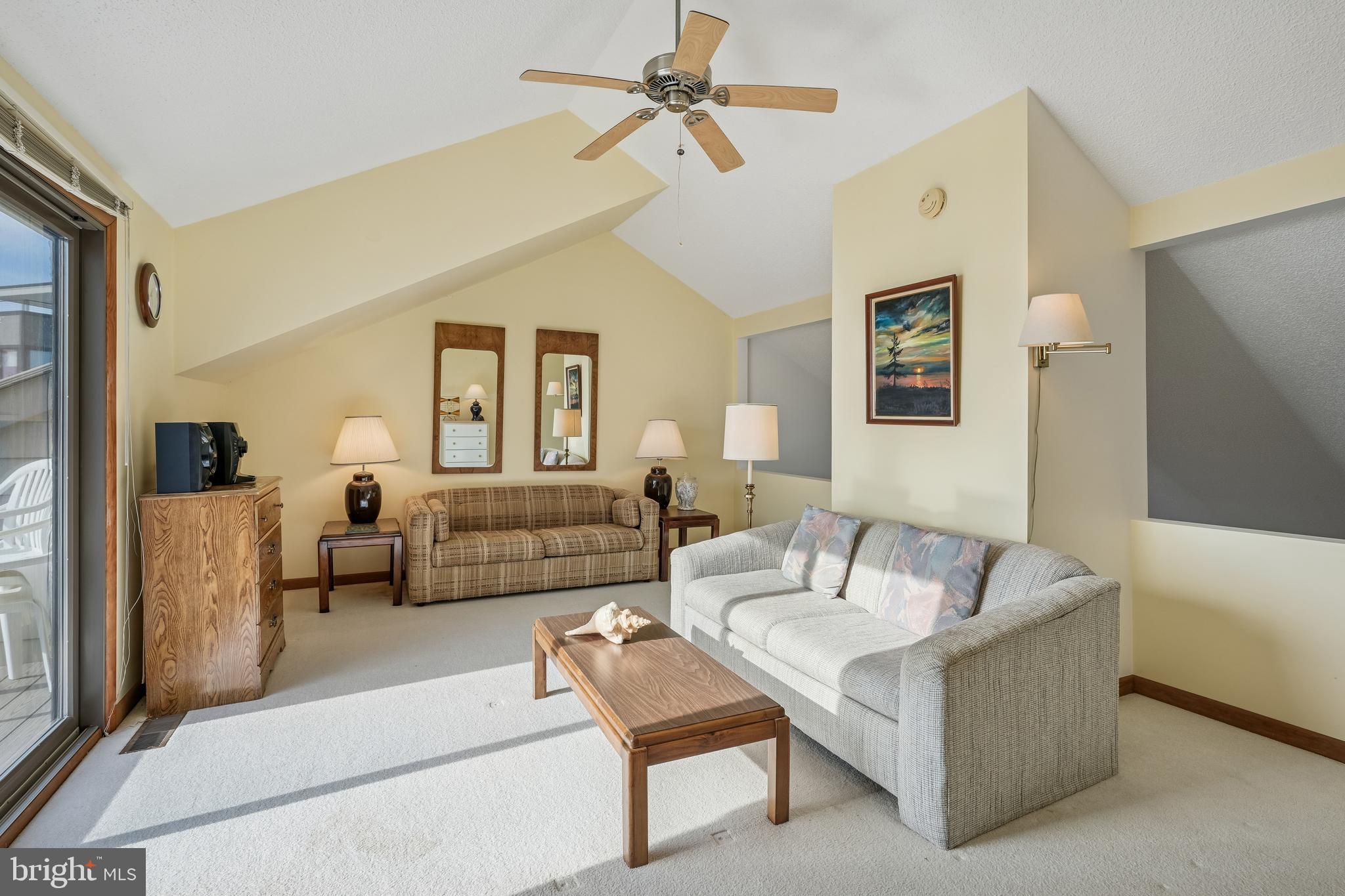 BAYSTRAND III - Residential