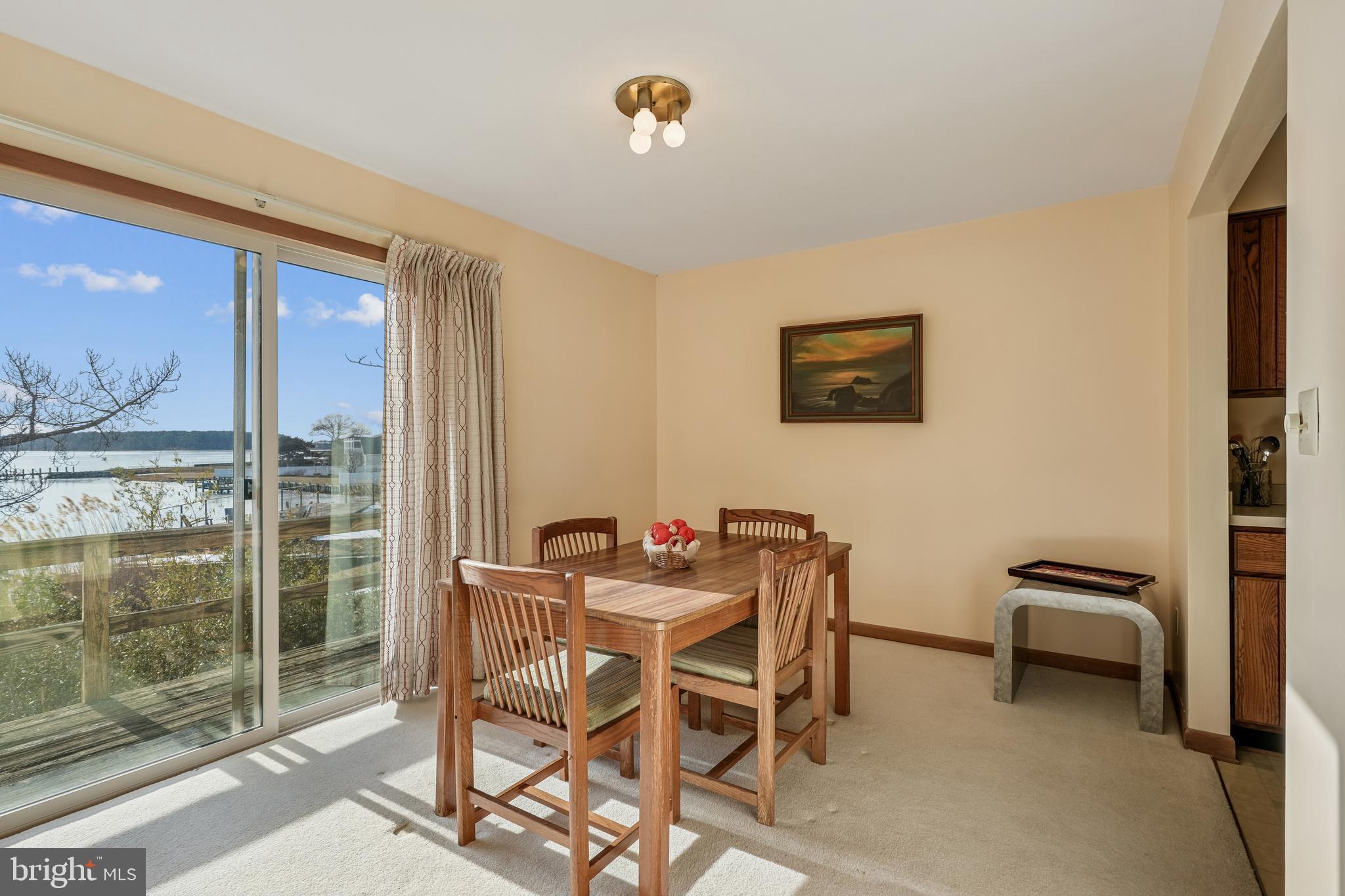 BAYSTRAND III - Residential