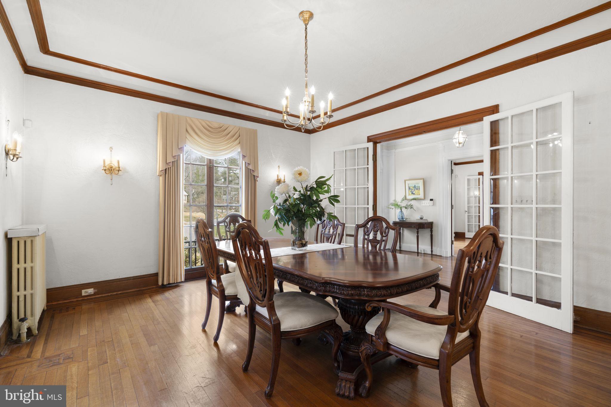 TEN HILLS - Residential