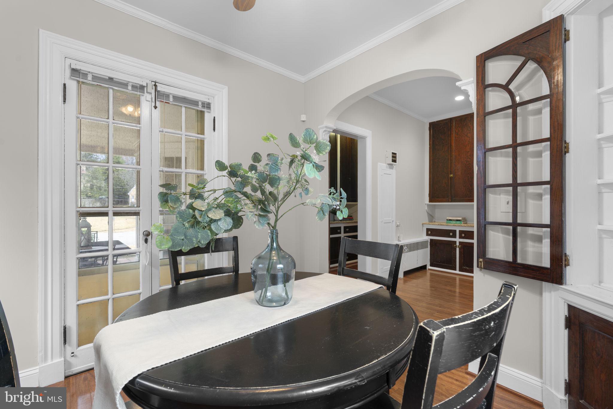 TEN HILLS - Residential