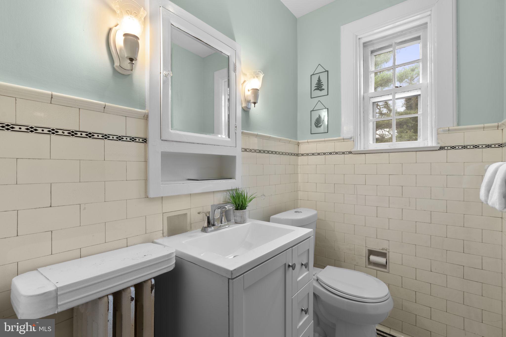 TEN HILLS - Residential