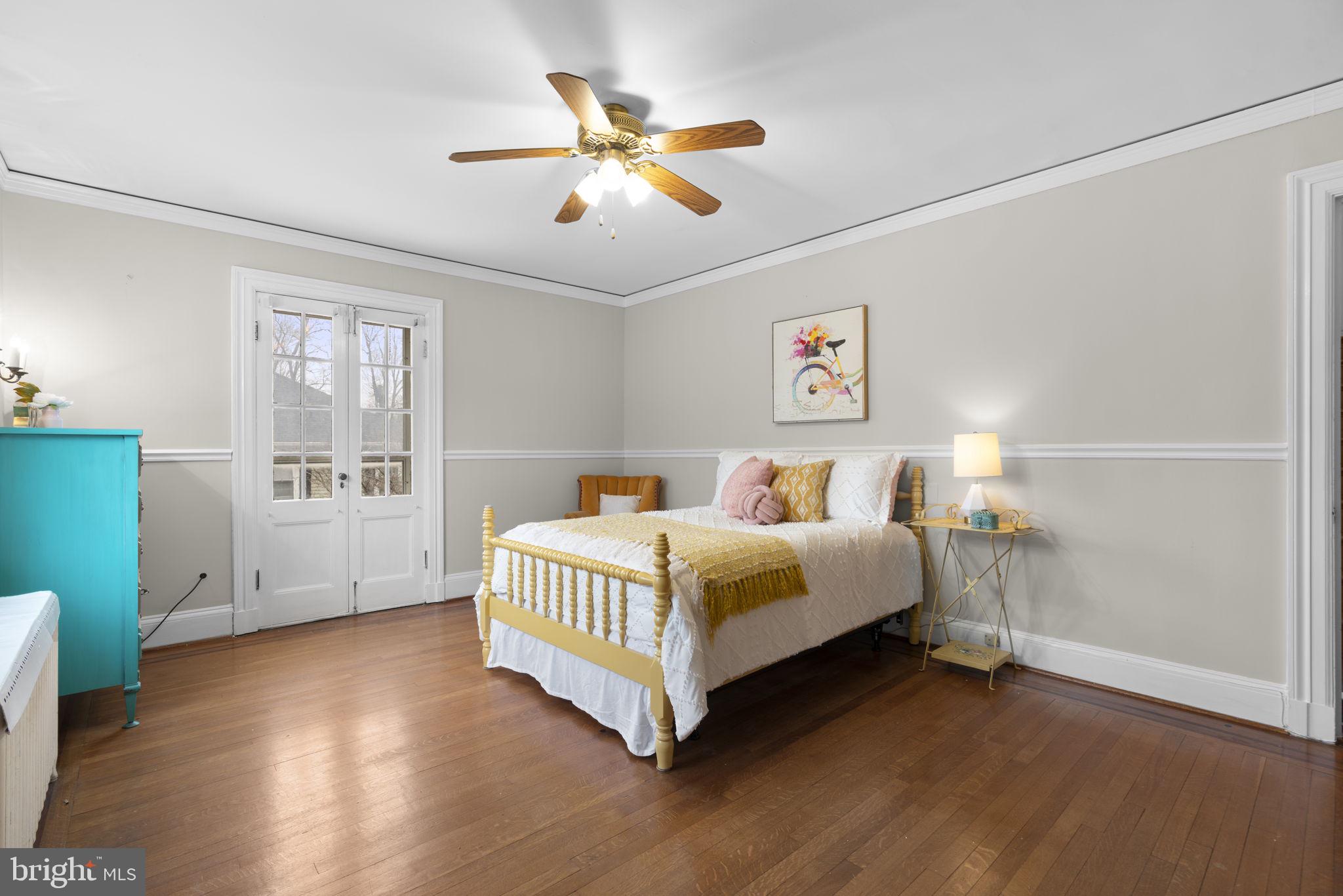 TEN HILLS - Residential