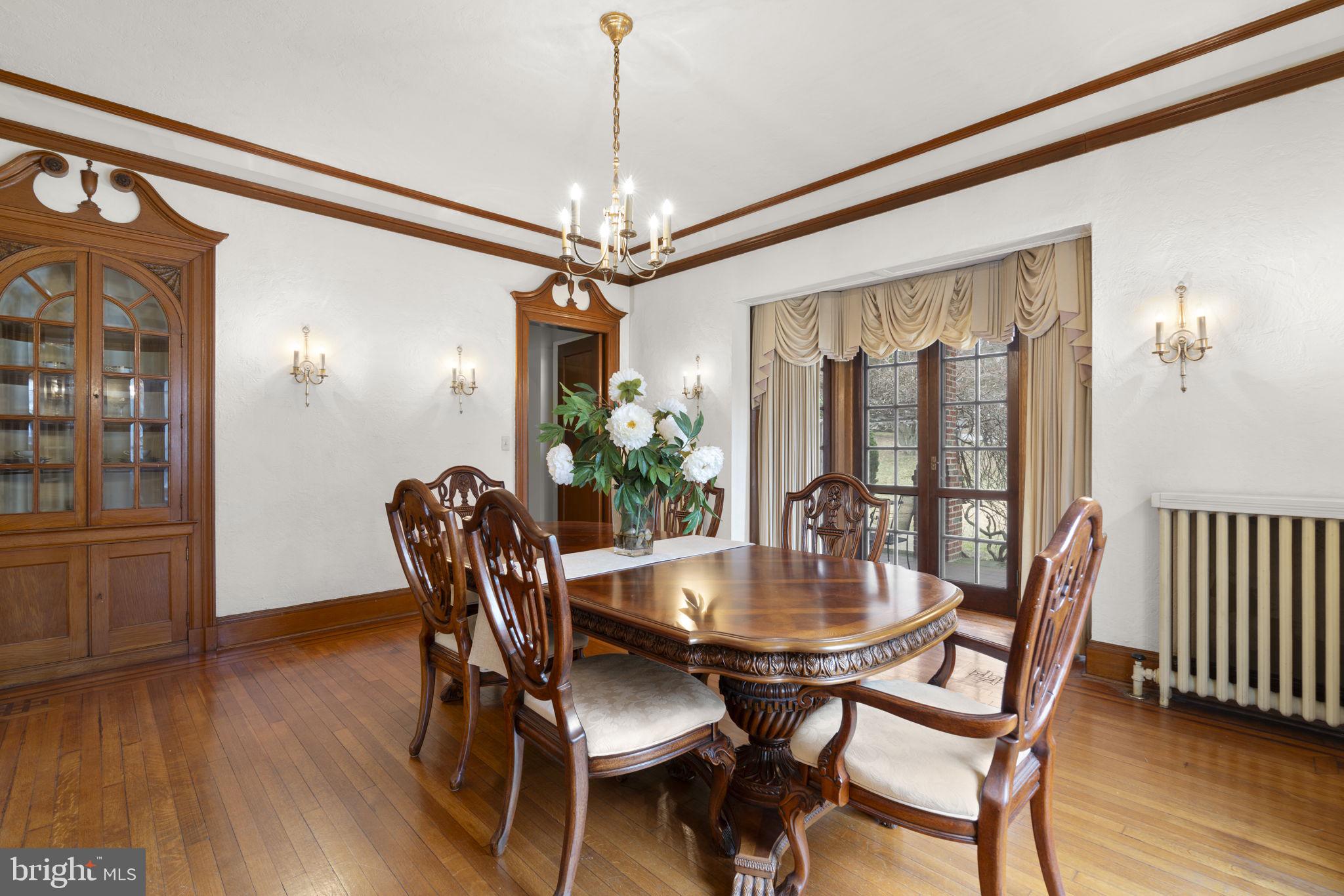 TEN HILLS - Residential