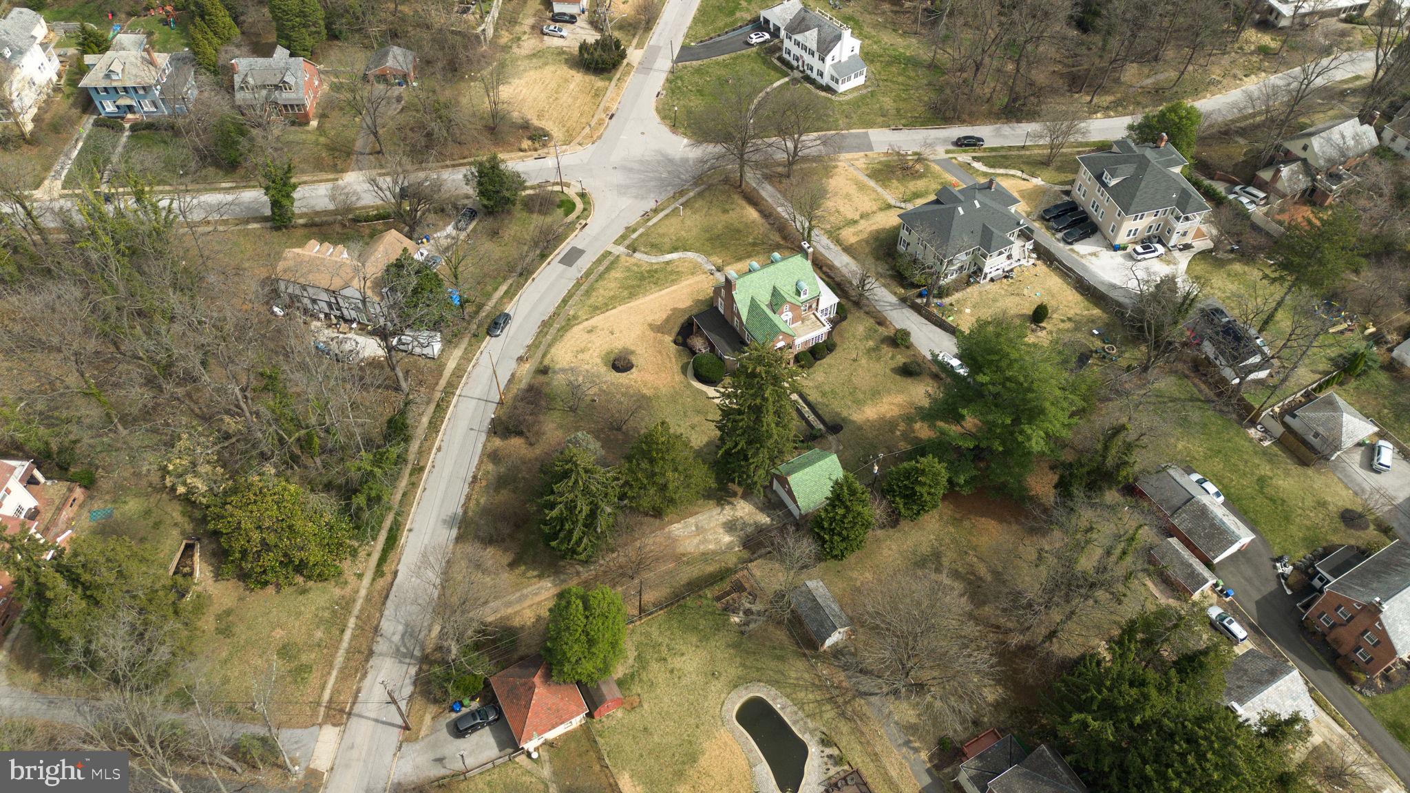 TEN HILLS - Residential