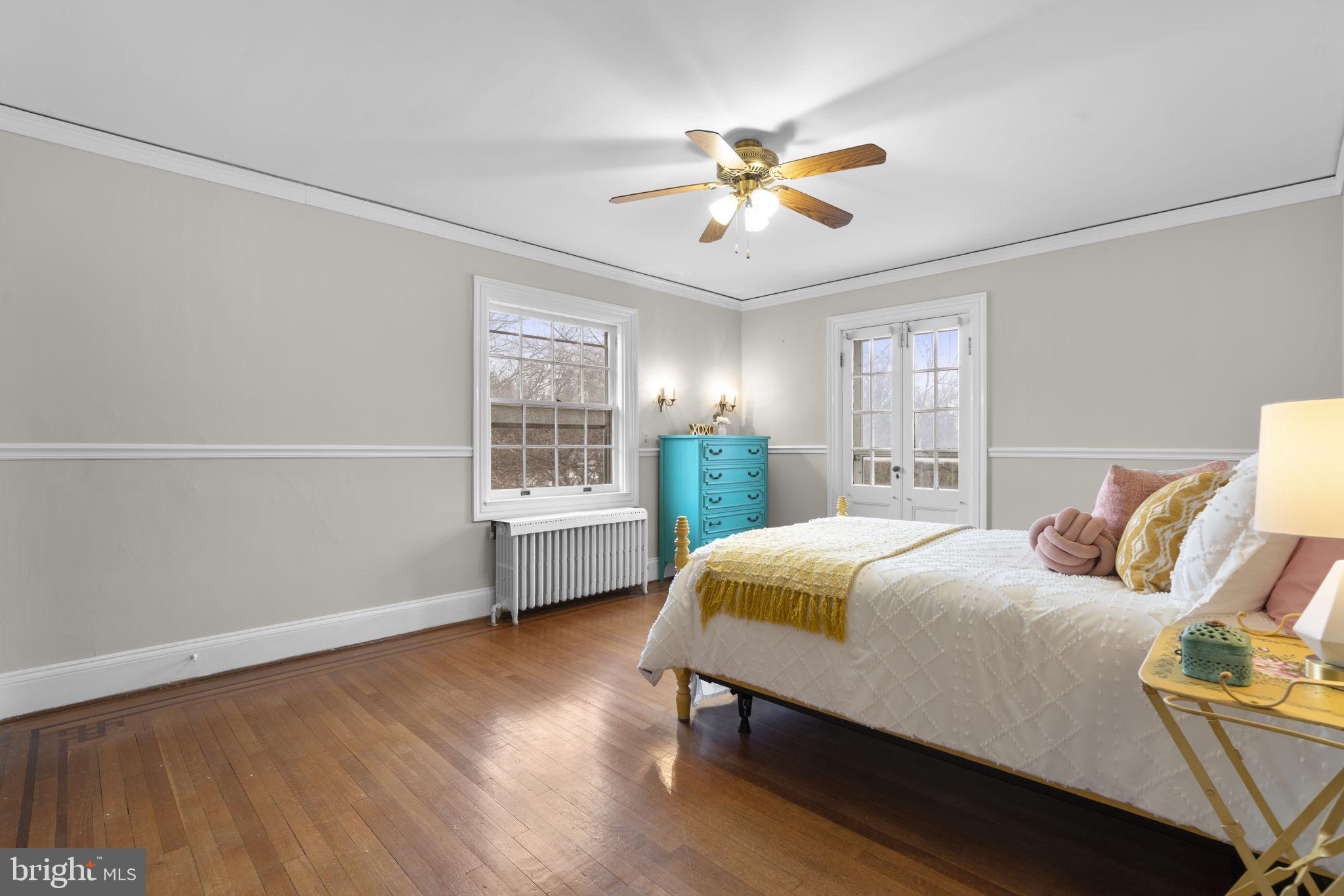 TEN HILLS - Residential