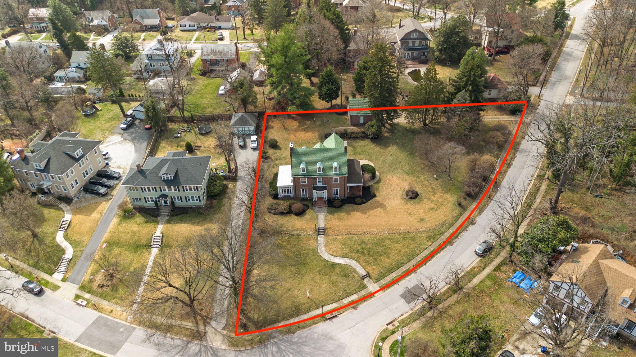 TEN HILLS - Residential