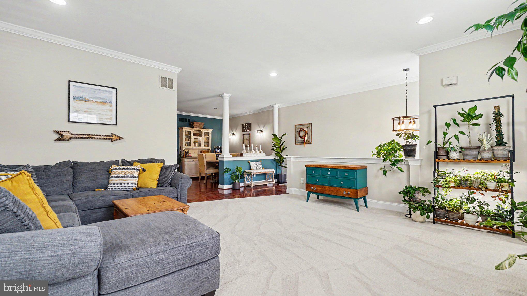 2723 WHITTLEBY COURT