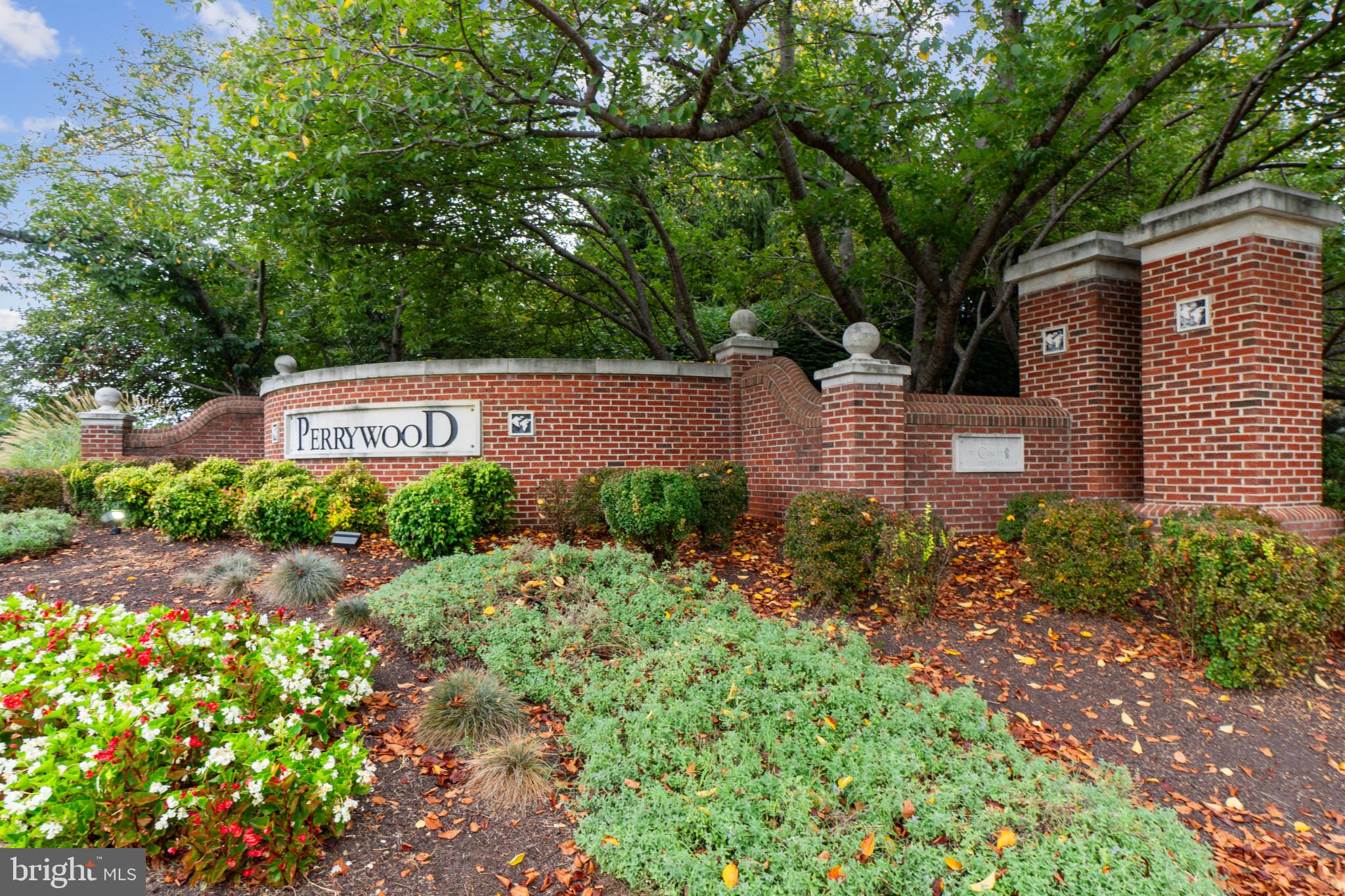 PERRYWOOD - Residential