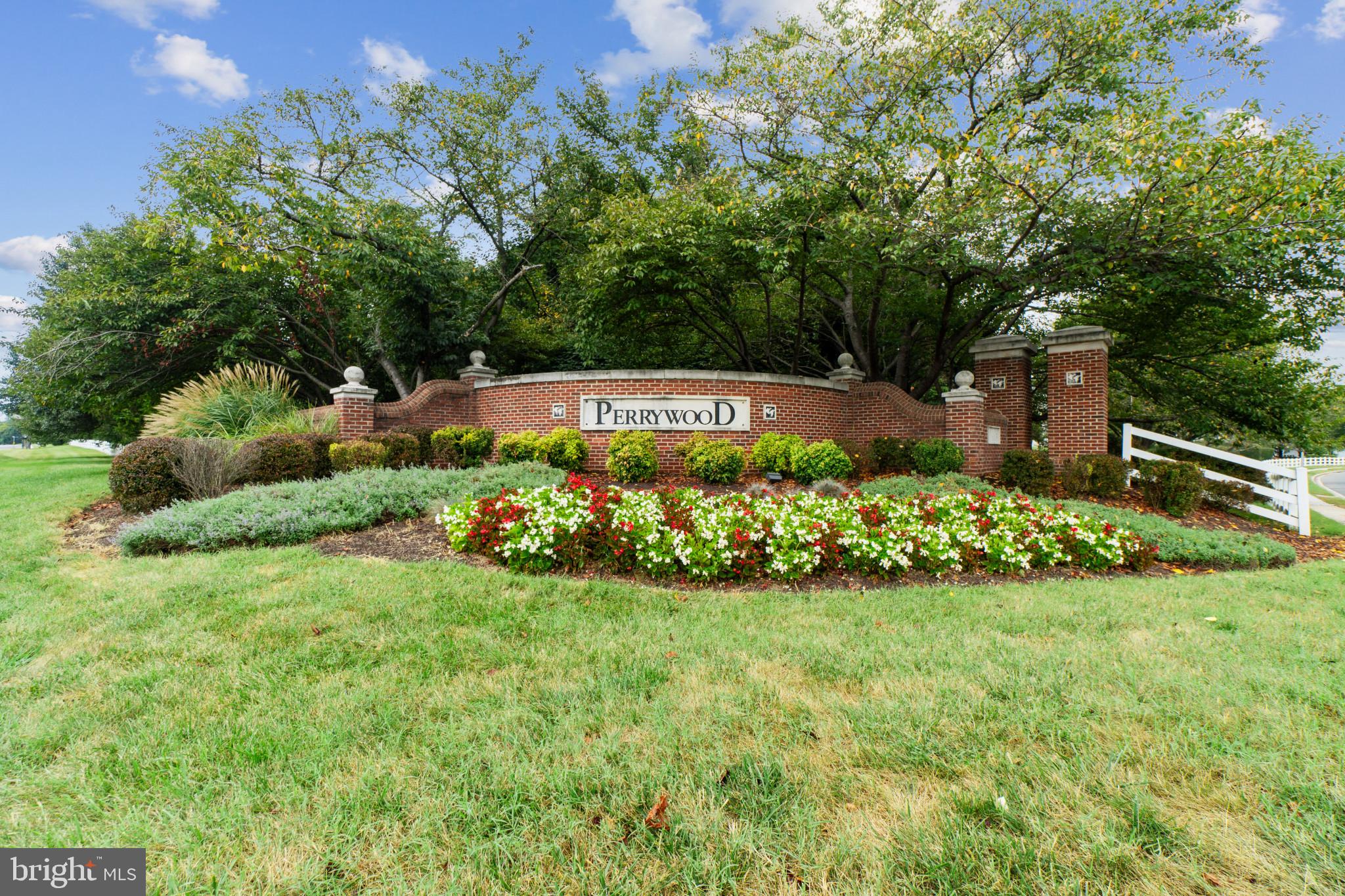 PERRYWOOD - Residential