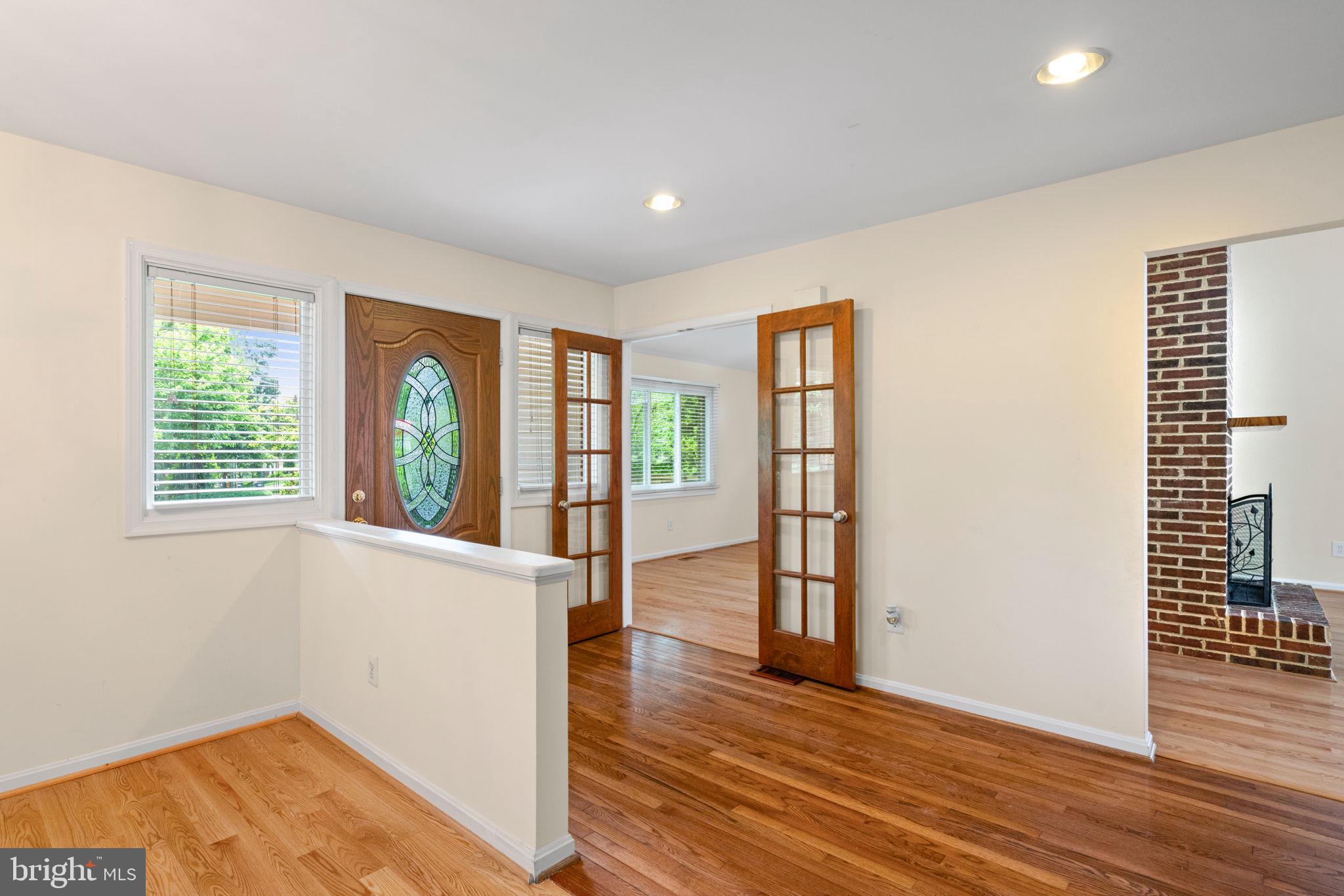 MT HEBRON PARK - Residential