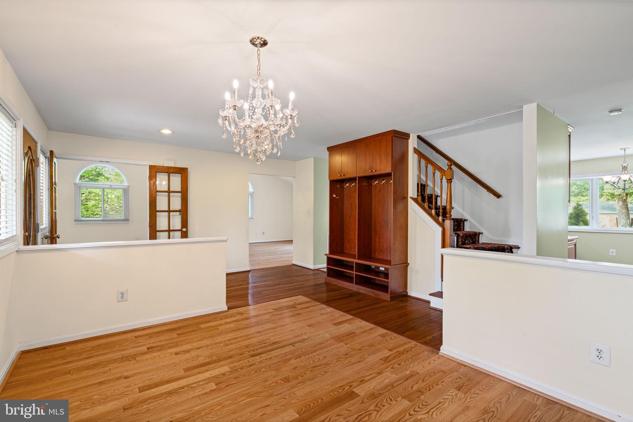 MT HEBRON PARK - Residential