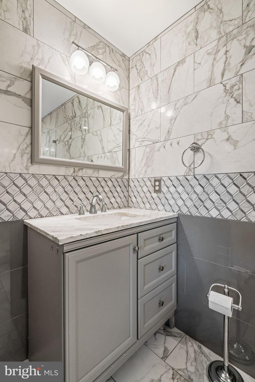 MT HEBRON PARK - Residential