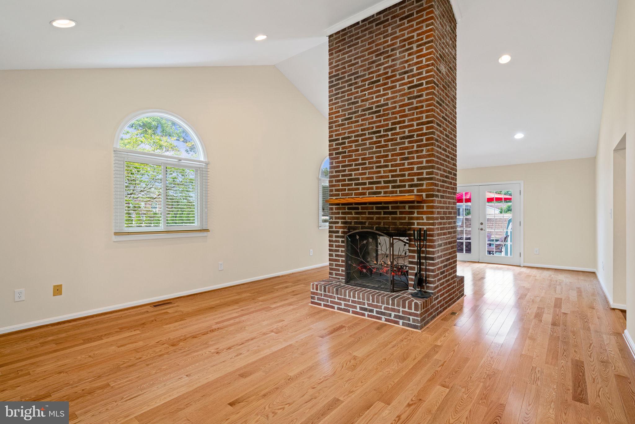 MT HEBRON PARK - Residential