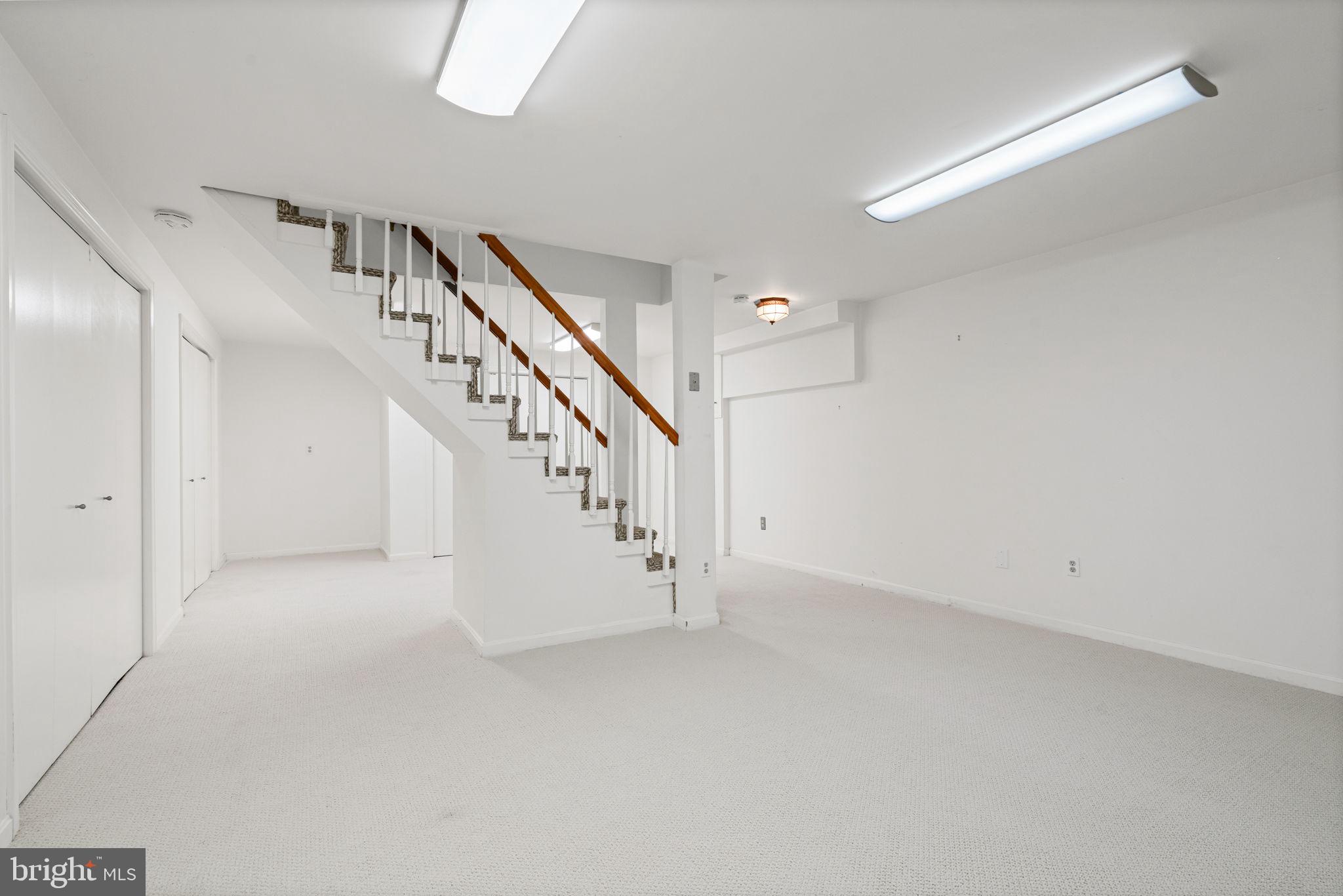 MT HEBRON PARK - Residential