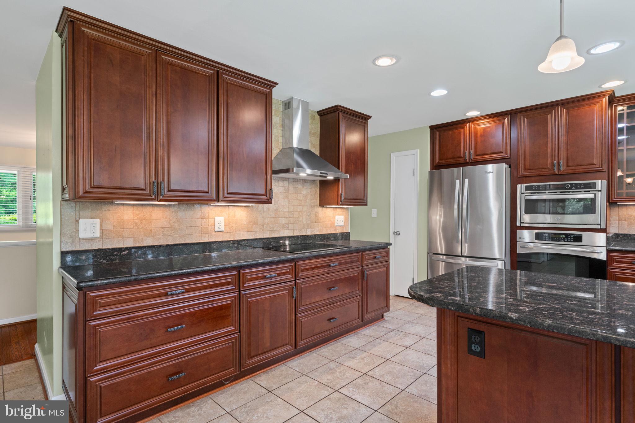 MT HEBRON PARK - Residential