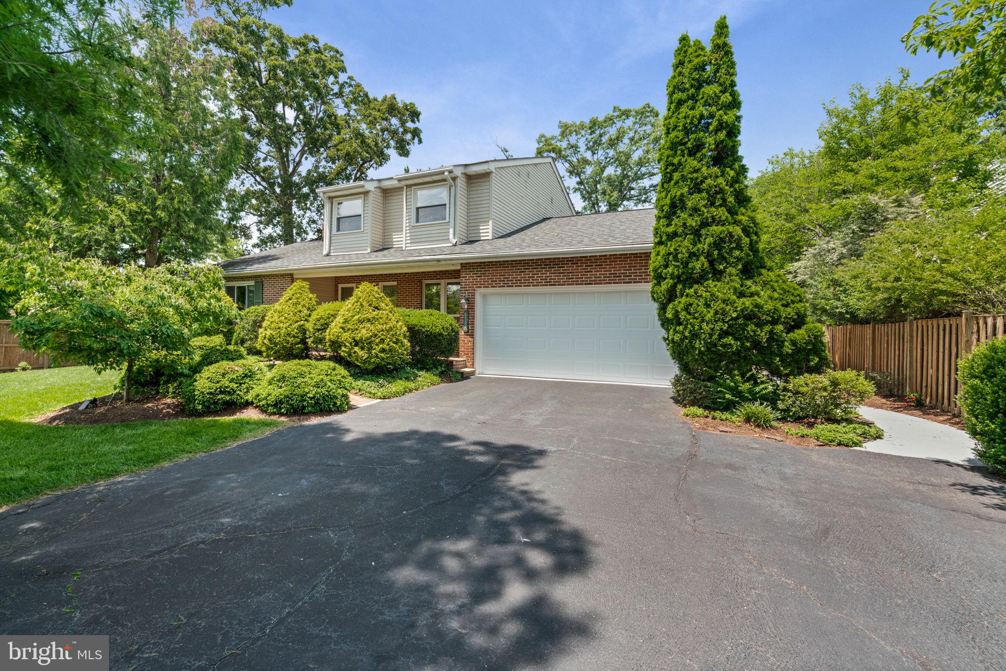 MT HEBRON PARK - Residential