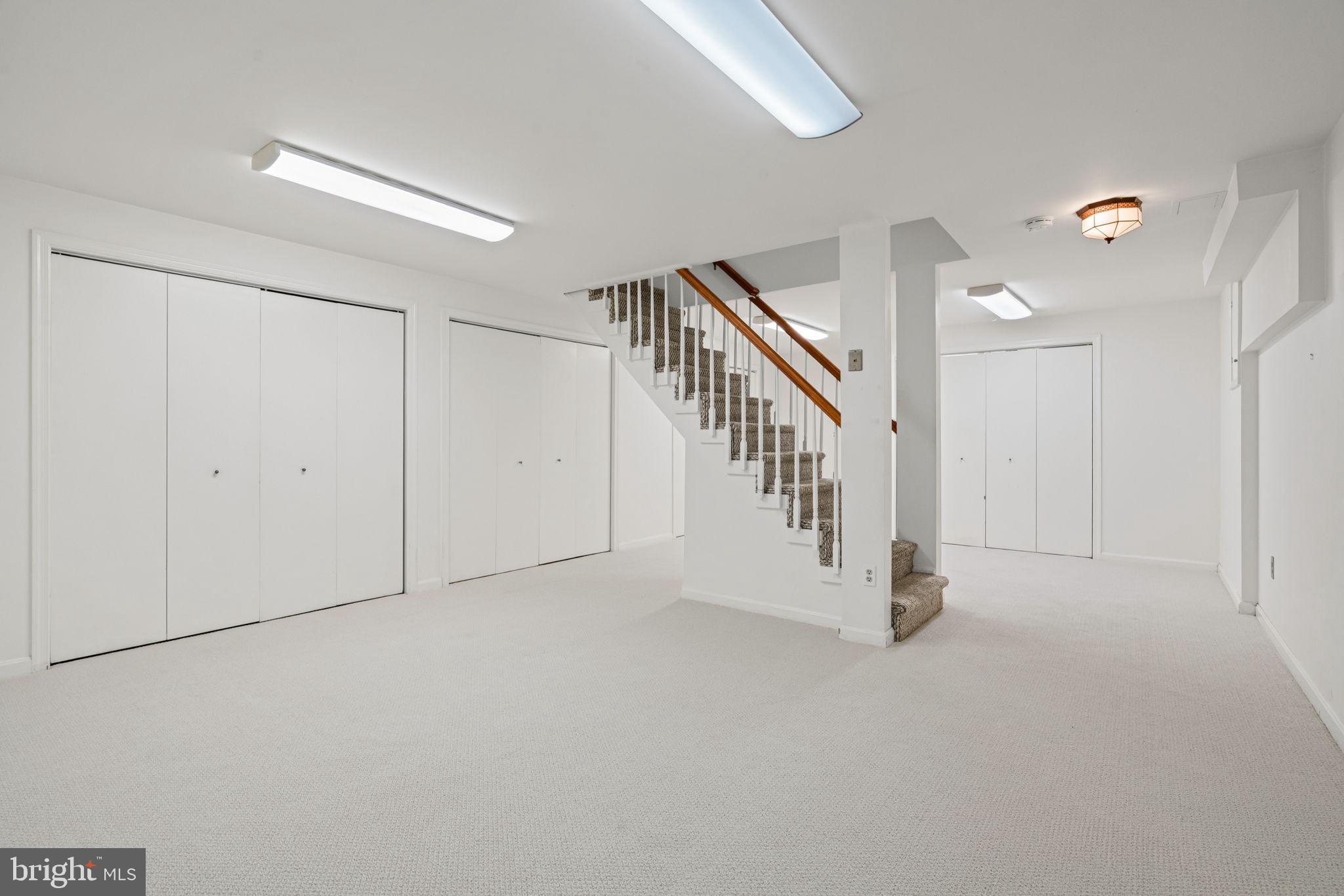 MT HEBRON PARK - Residential