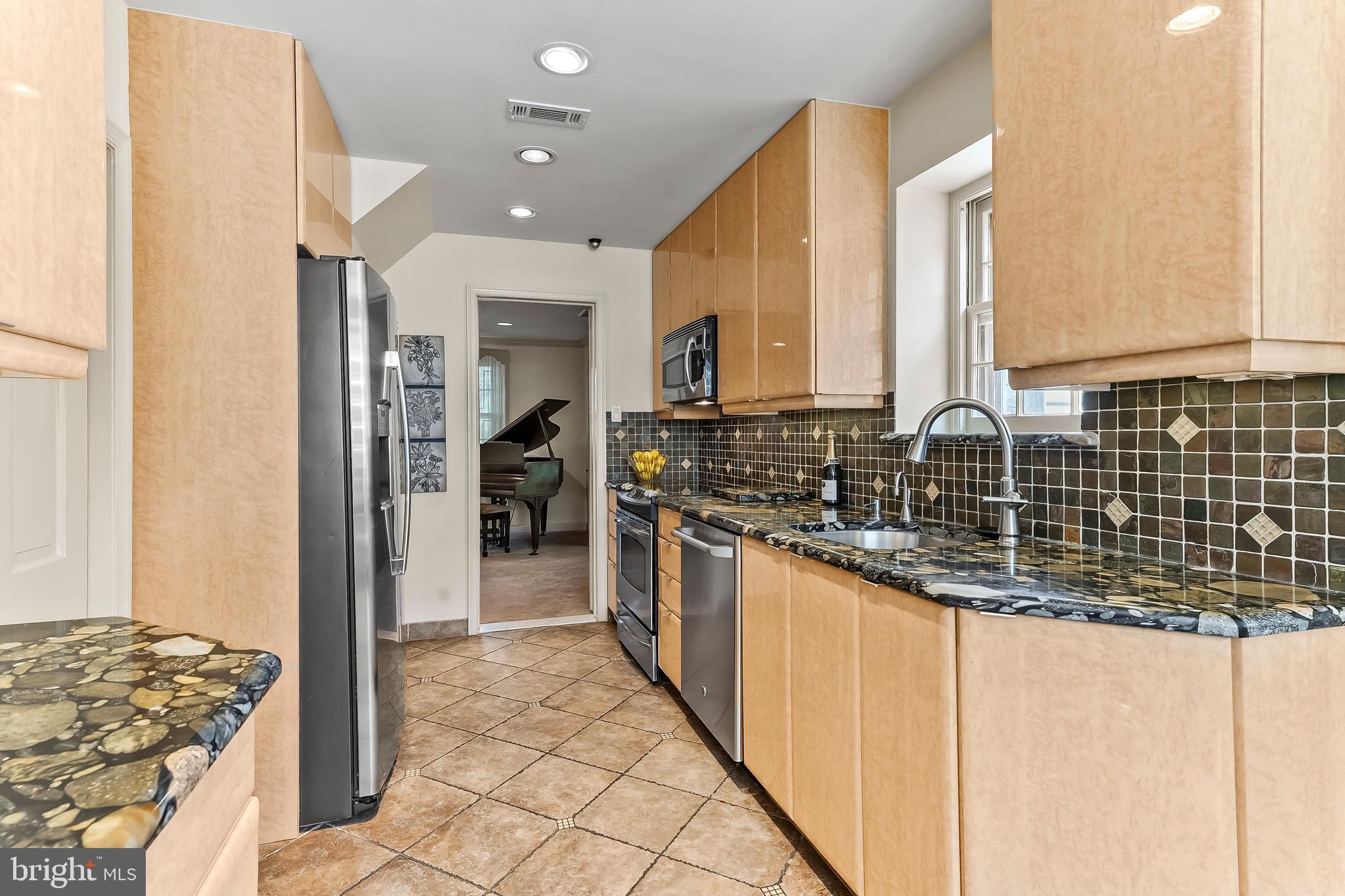 ELKINS PARK - Residential