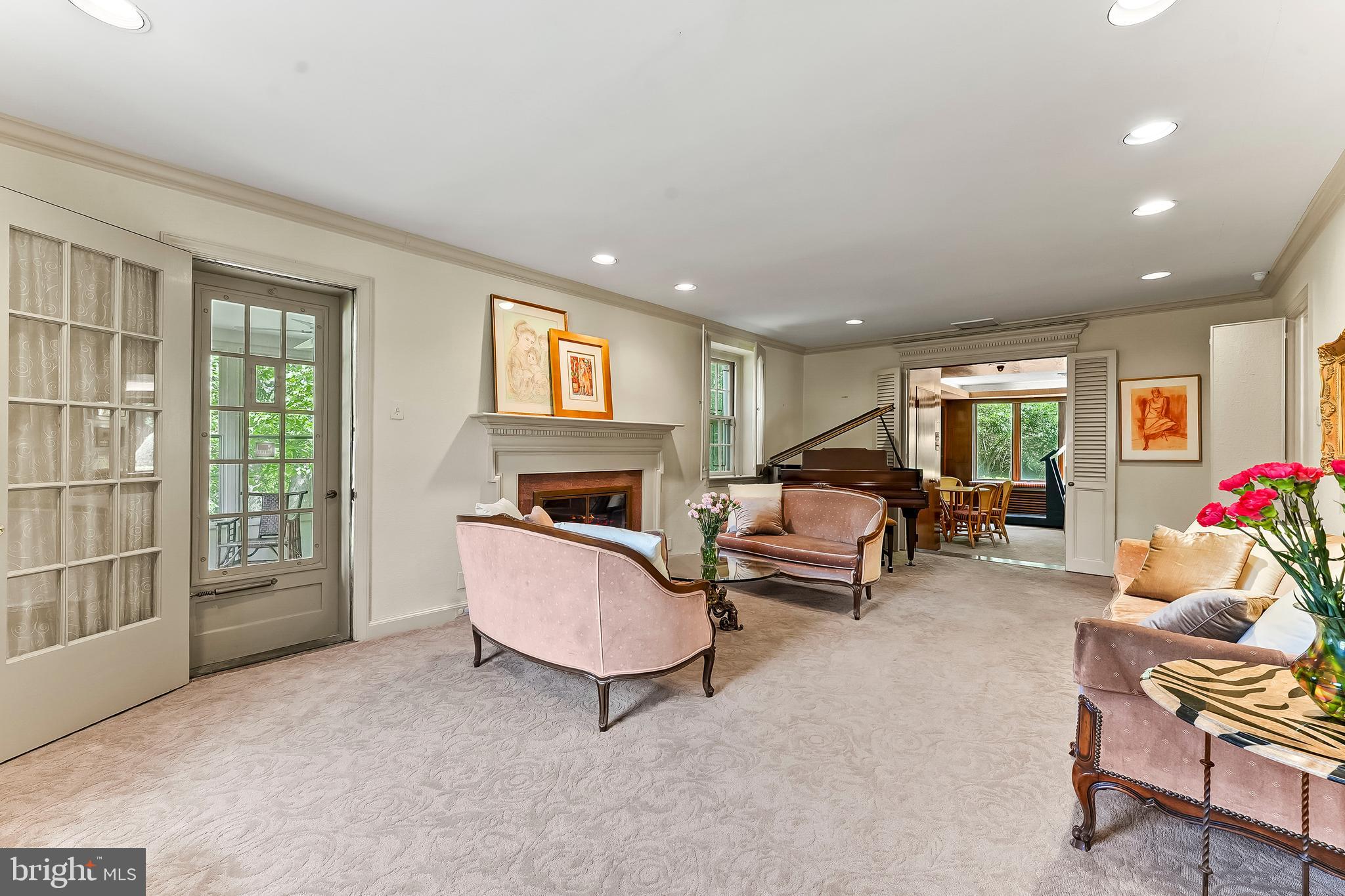 ELKINS PARK - Residential