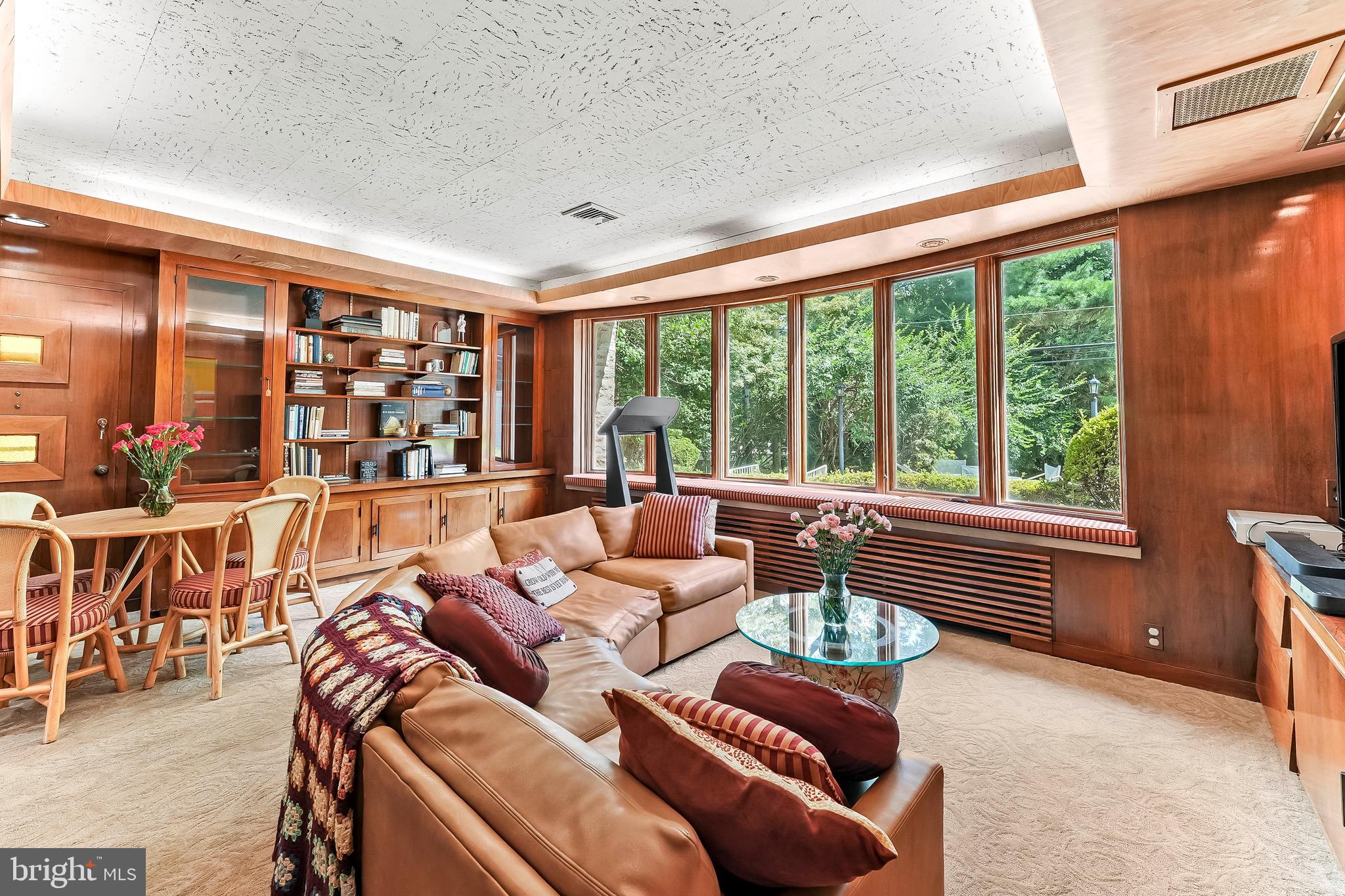 ELKINS PARK - Residential