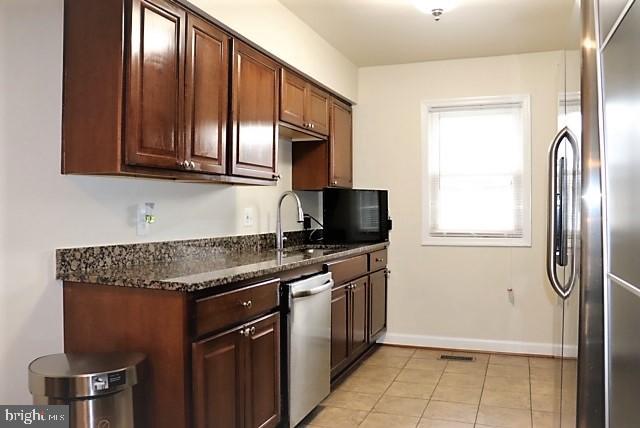 POINT OF WOODS - Residential