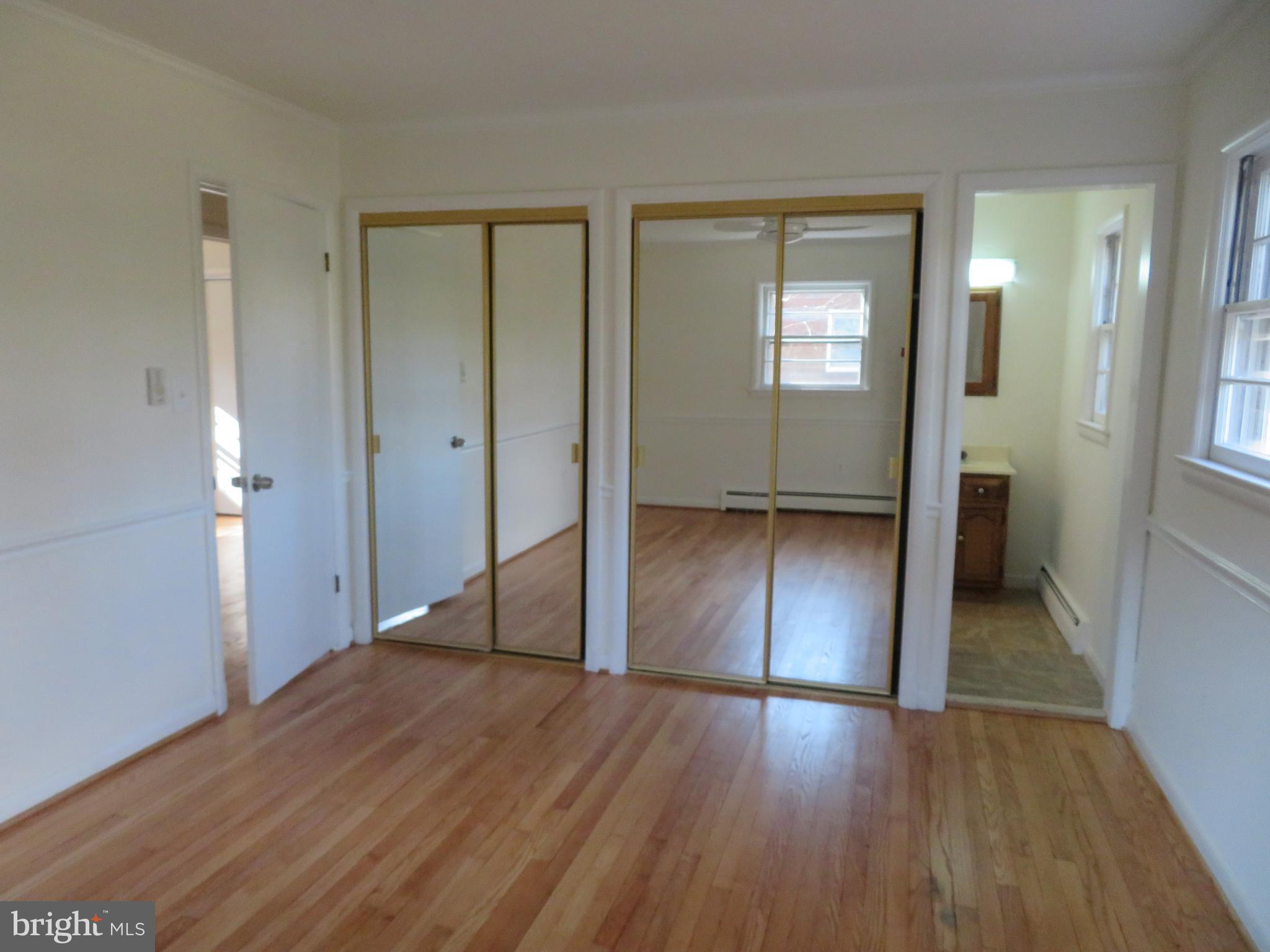 LAKESIDE - Residential Lease