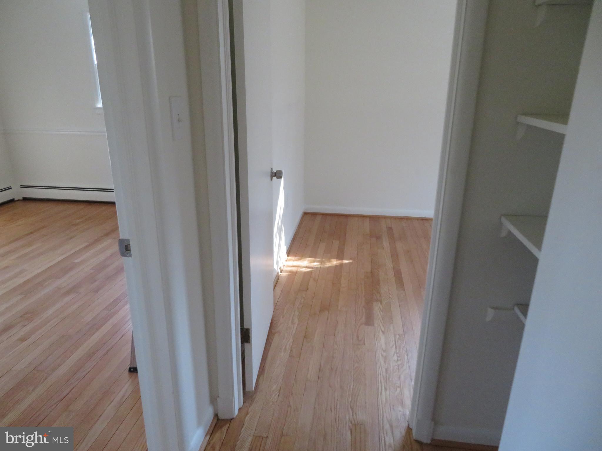 LAKESIDE - Residential Lease