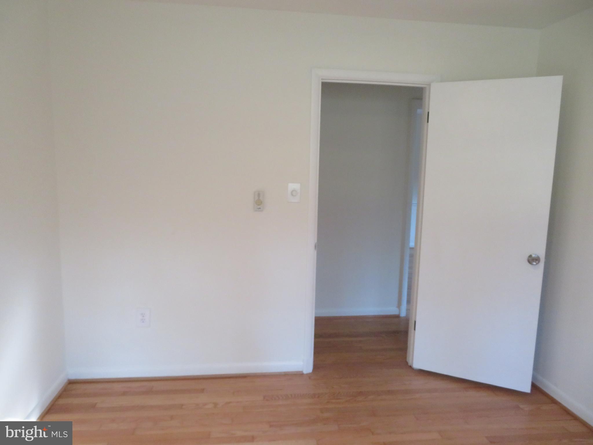 LAKESIDE - Residential Lease