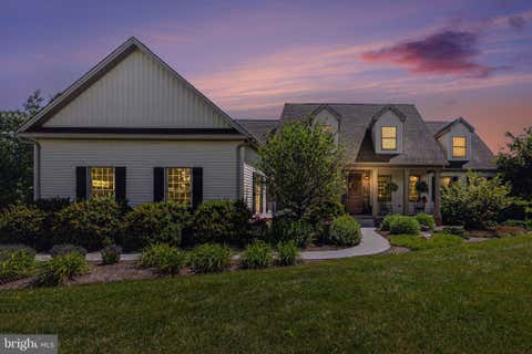 Photo of 639 Mount Rock Rd, CARLISLE, PA 17015 (MLS # PACB2054958)